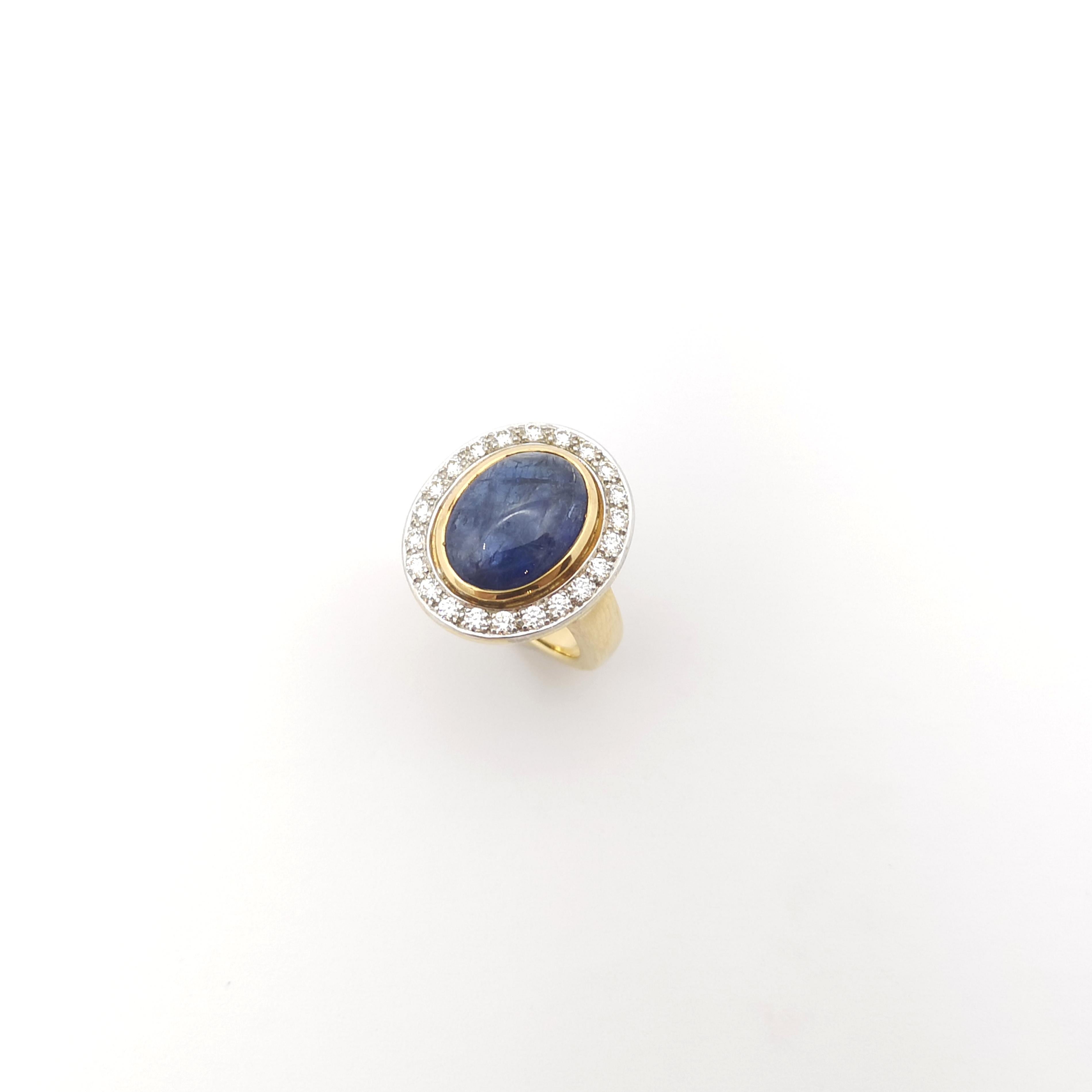 Cabochon Blue Sapphire with Diamond Ring set in 18K Gold Settings For Sale 5