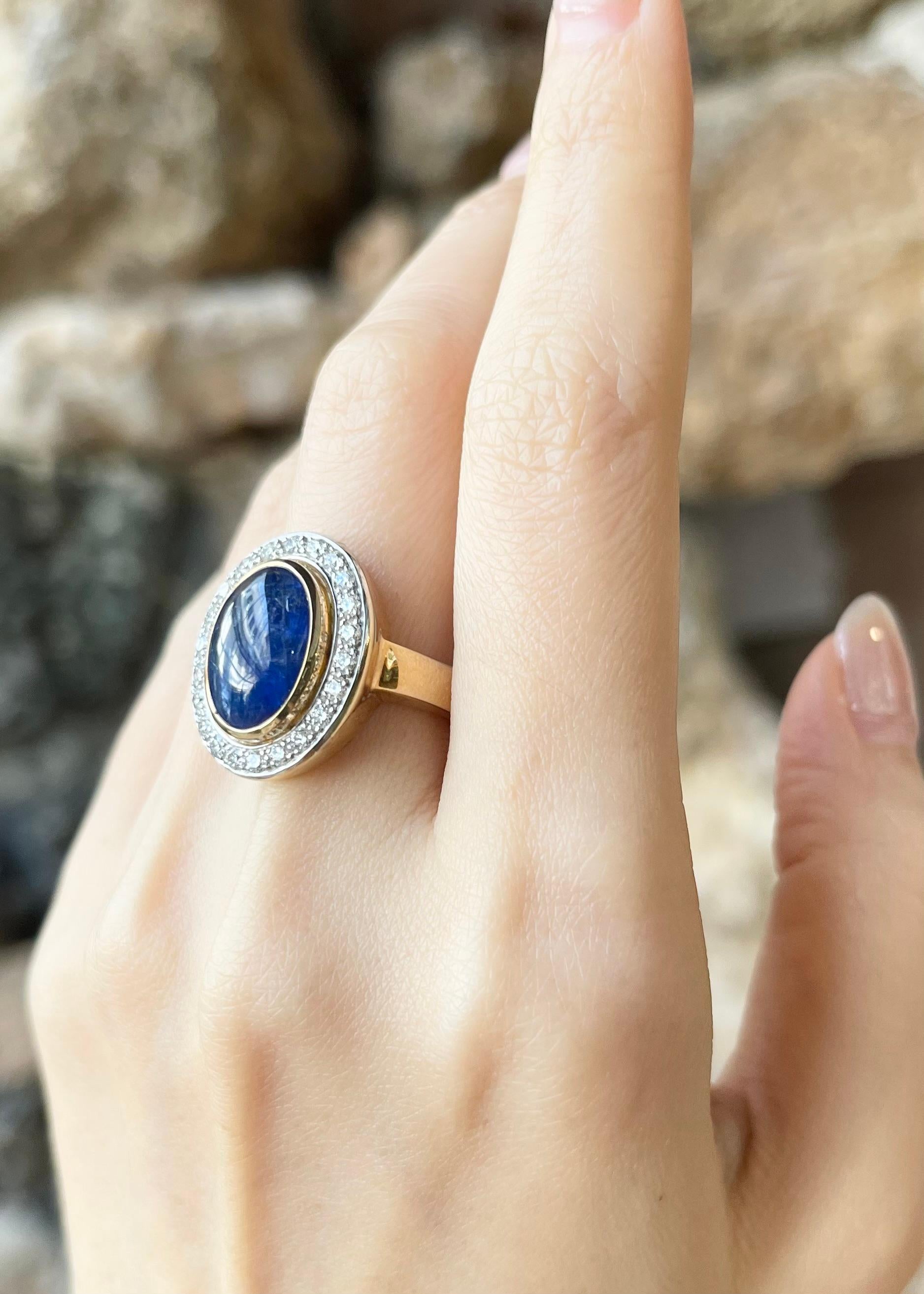 Women's or Men's Cabochon Blue Sapphire with Diamond Ring set in 18K Gold Settings For Sale
