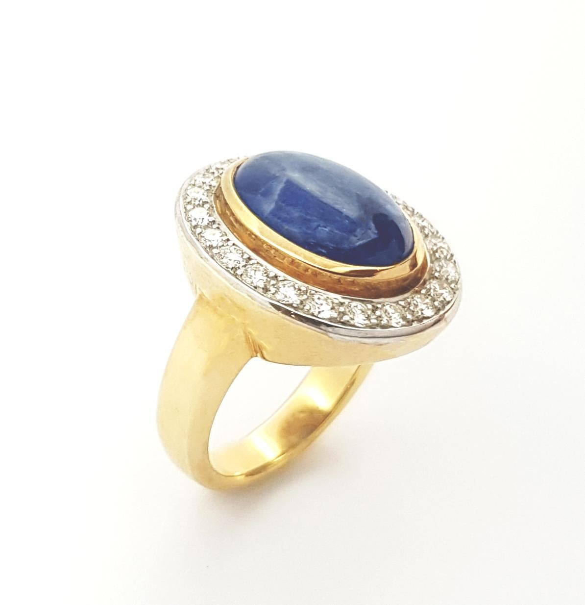 Cabochon Blue Sapphire with Diamond Ring set in 18K Gold Settings For Sale 3