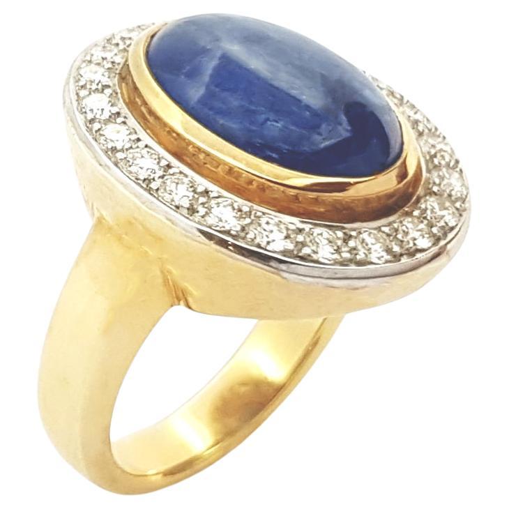 Cabochon Blue Sapphire with Diamond Ring set in 18K Gold Settings For Sale