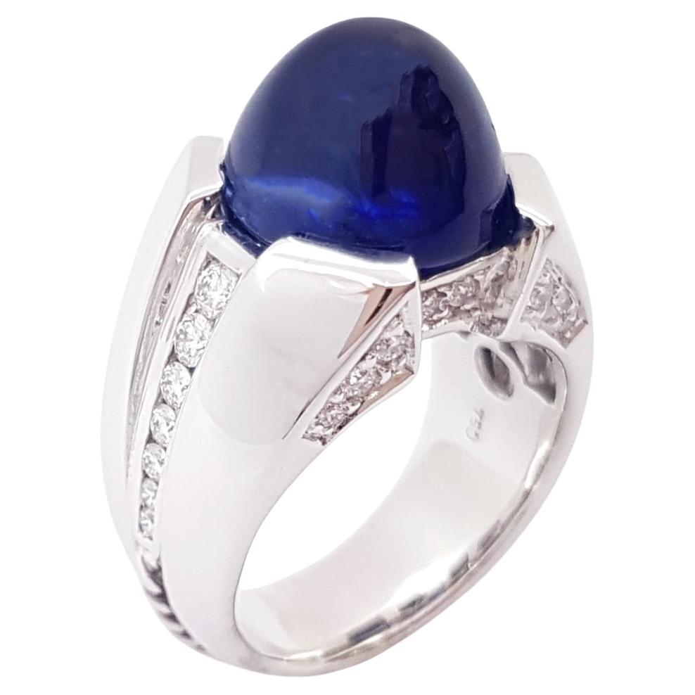 Cabochon Blue Sapphire with Diamond Ring set in 18K White Gold Settings