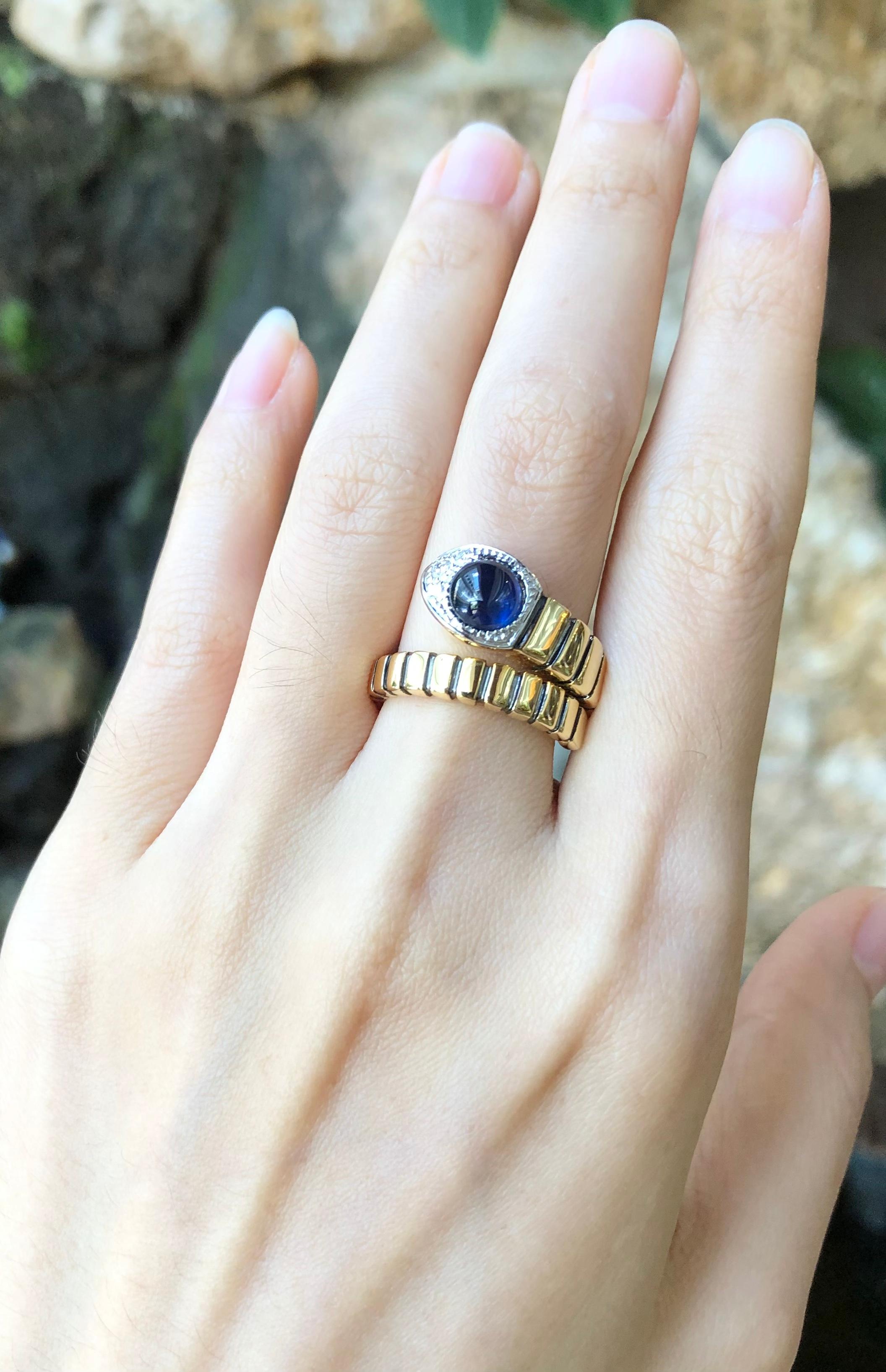 Cabochon Blue Sapphire with Diamond Serpent Ring Set in 18 Karat Gold Settings For Sale 1
