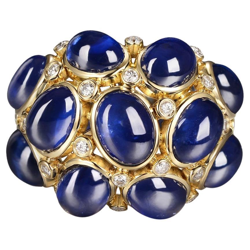 Bague dôme en or jaune 18 carats, saphirs bleus cabochons et diamants