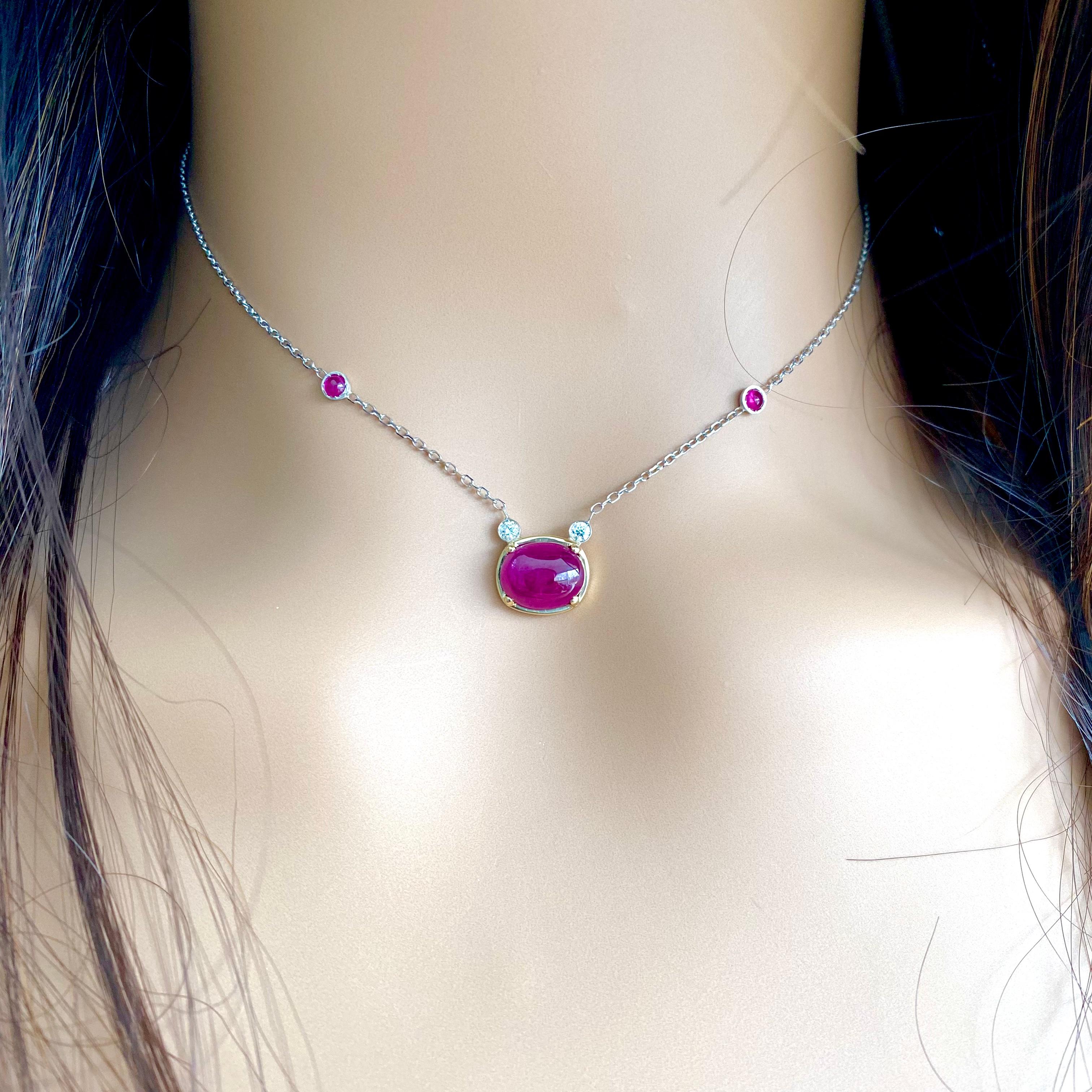 Contemporary Cabochon Burma Ruby 3.54 Carat Diamonds 0.10 Carat Gold 16 Inch Necklace Pendant For Sale