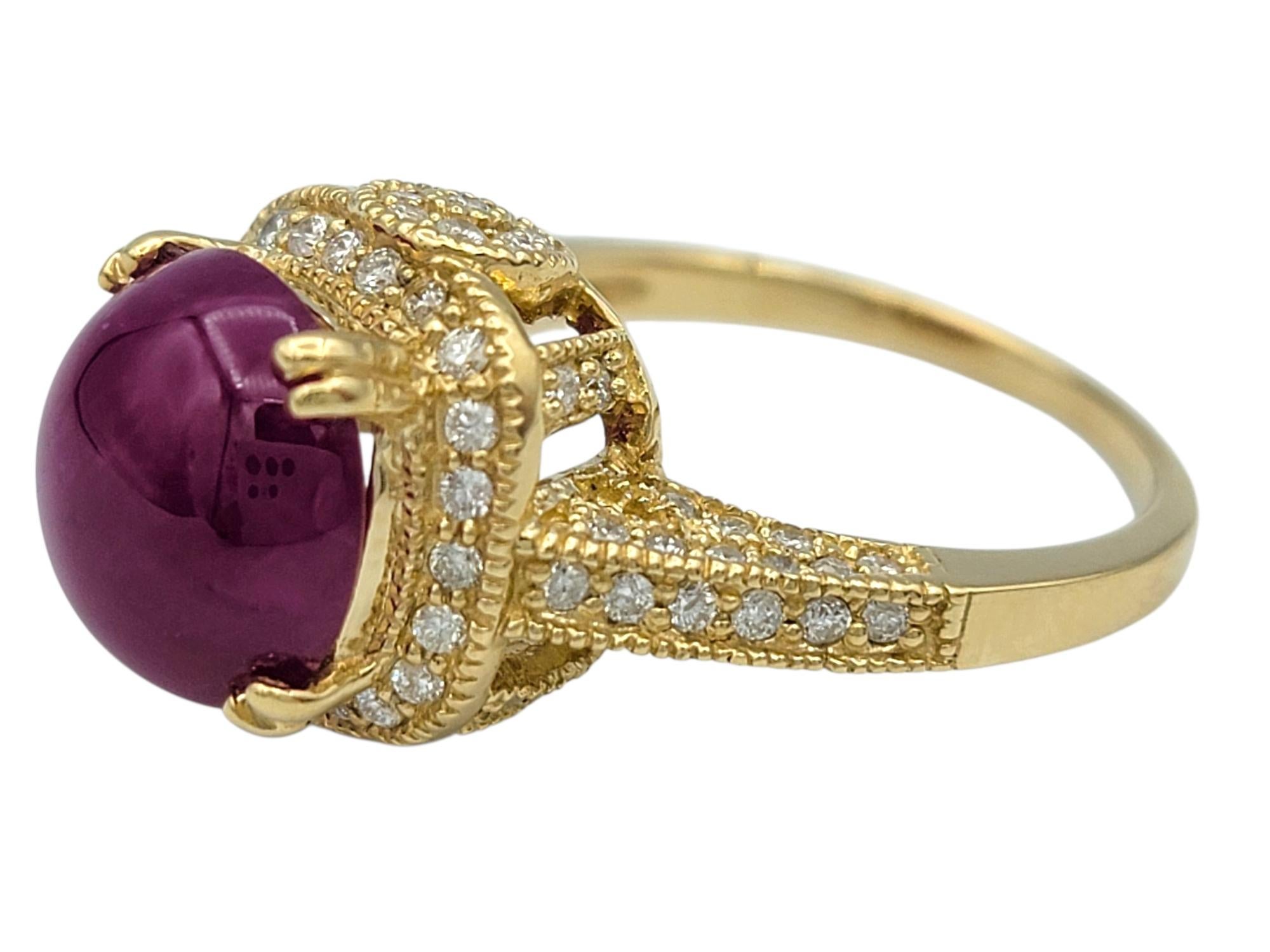 Donna Cabochon Burmese Ruby and Diamond Halo Cocktail Ring in 14 Karat Yellow Gold in vendita