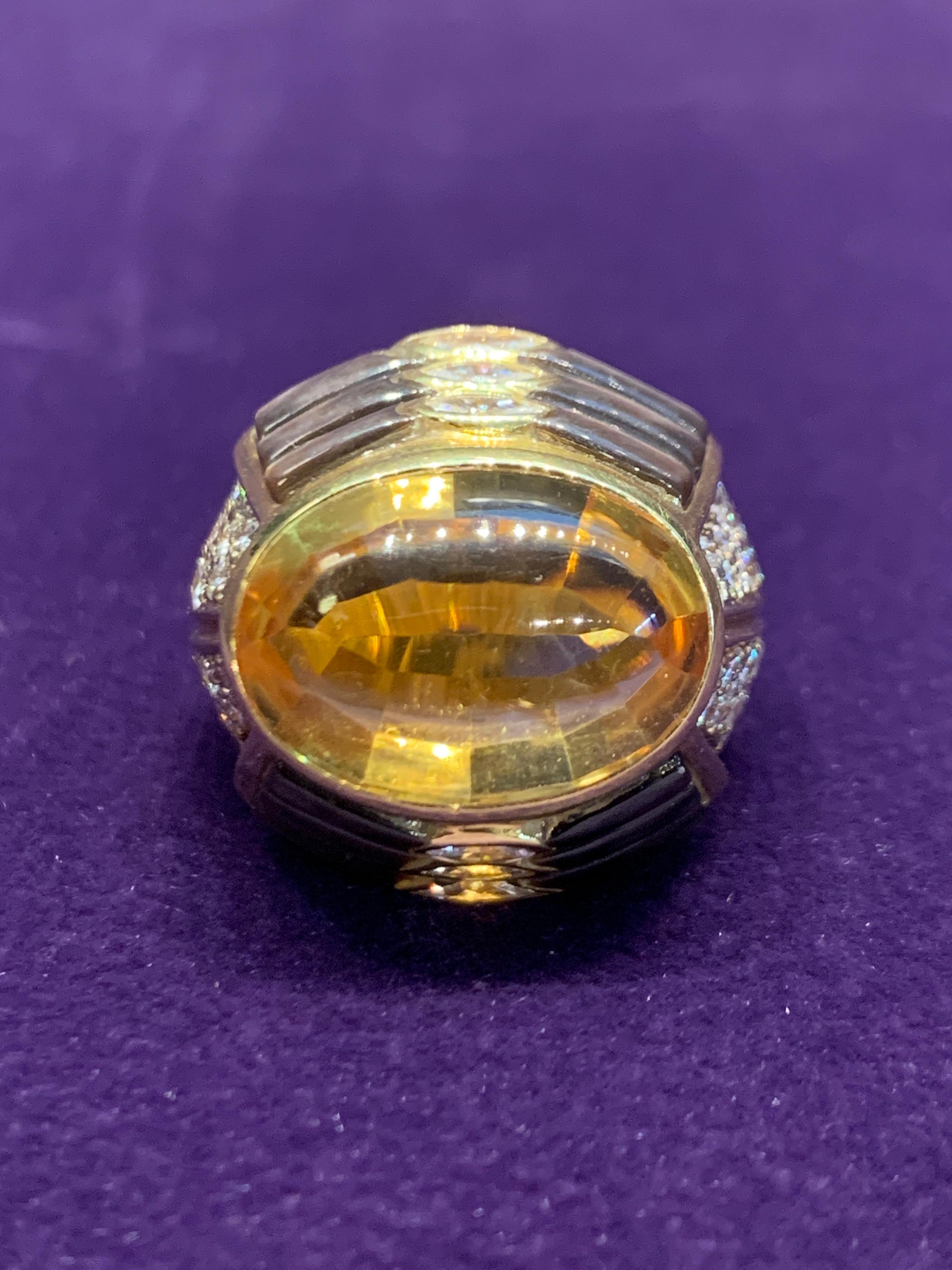 Cabochon Citrine and Mother of Pearl Diamond Ring In Excellent Condition For Sale In New York, NY