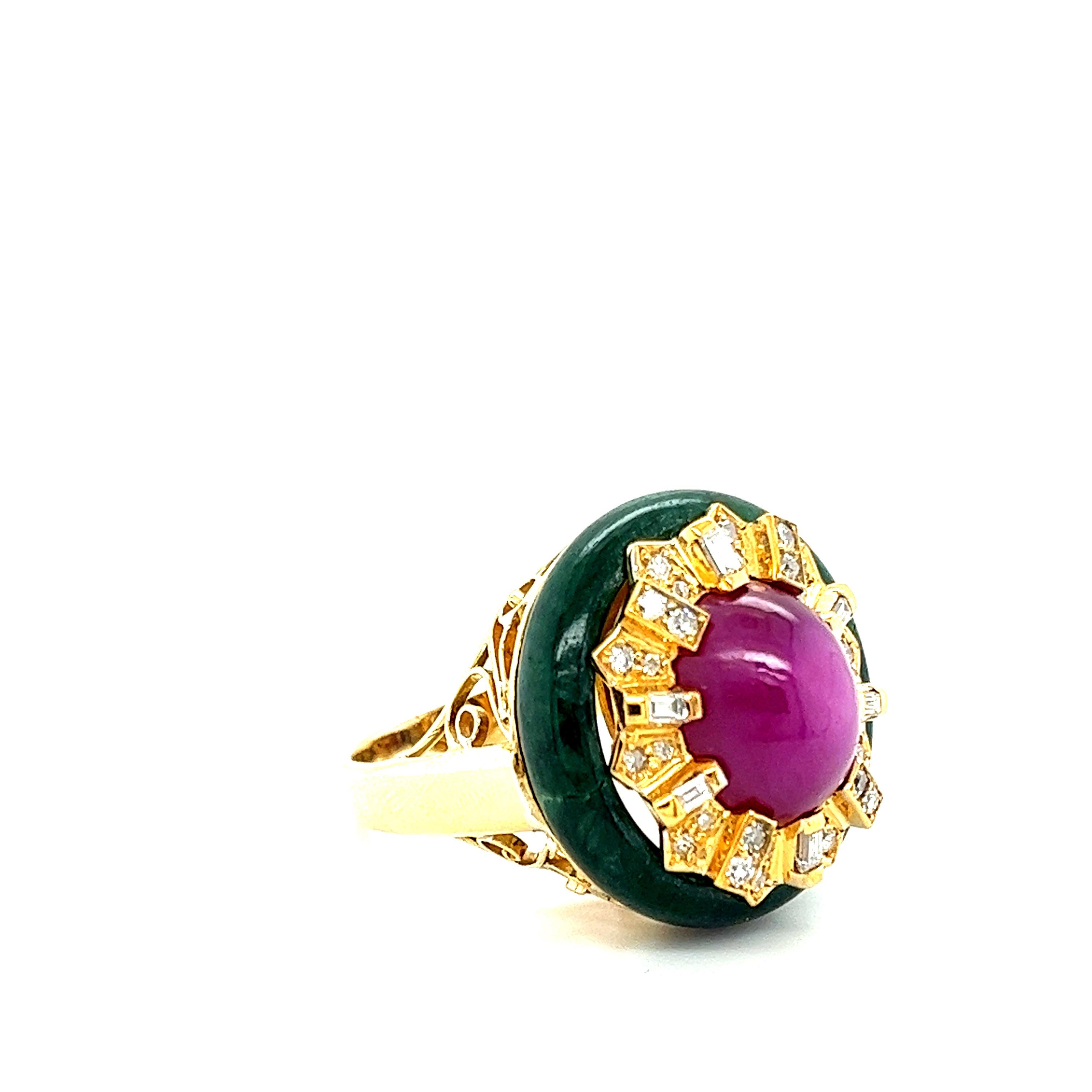 Cabochon-Cut Ruby Jade and Diamond 18K Gold Ring and Earrings Set For Sale 2