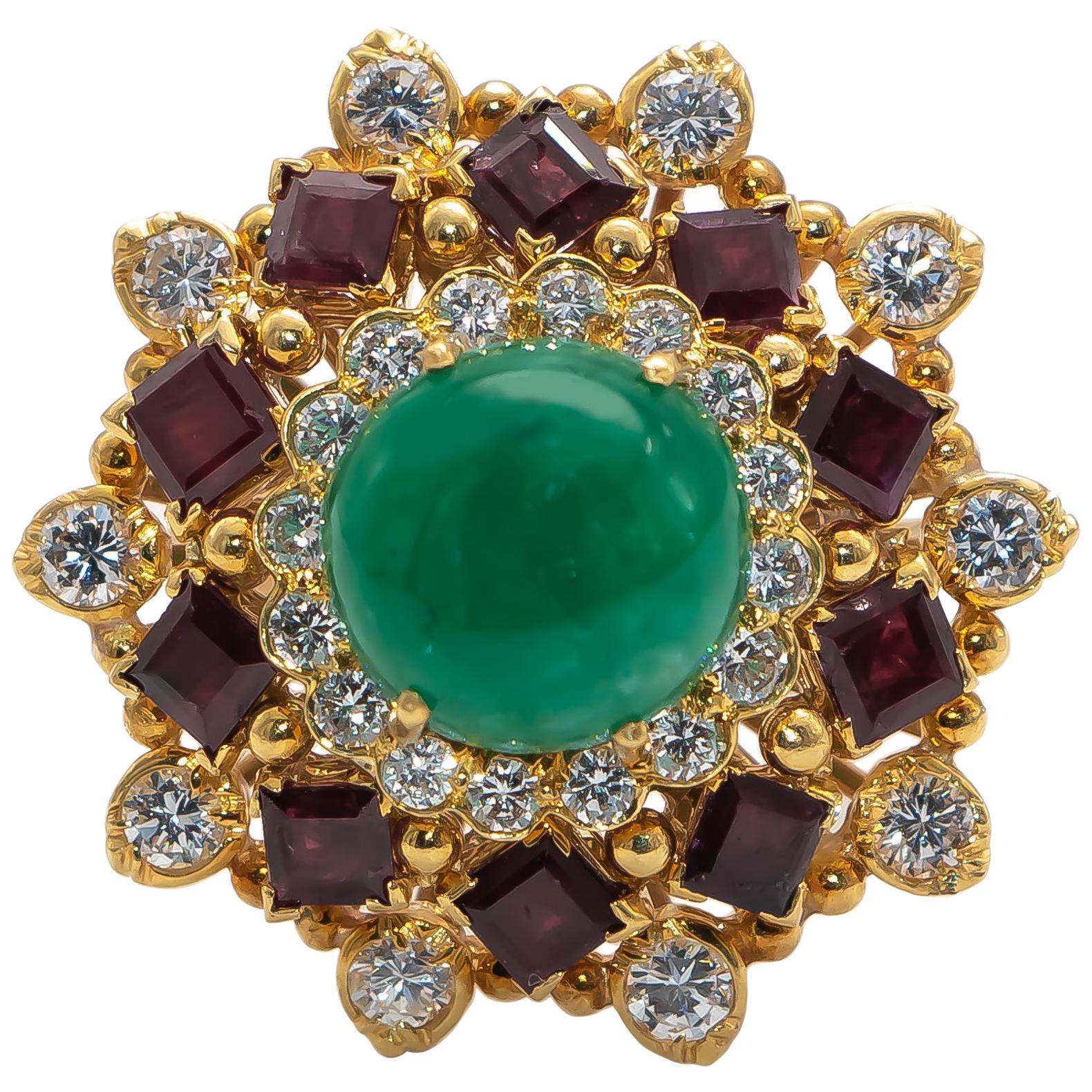 Cabochon Emerald 5 Carat Ring with Rubies 2.4 Carat and Diamonds 1.60 Carat