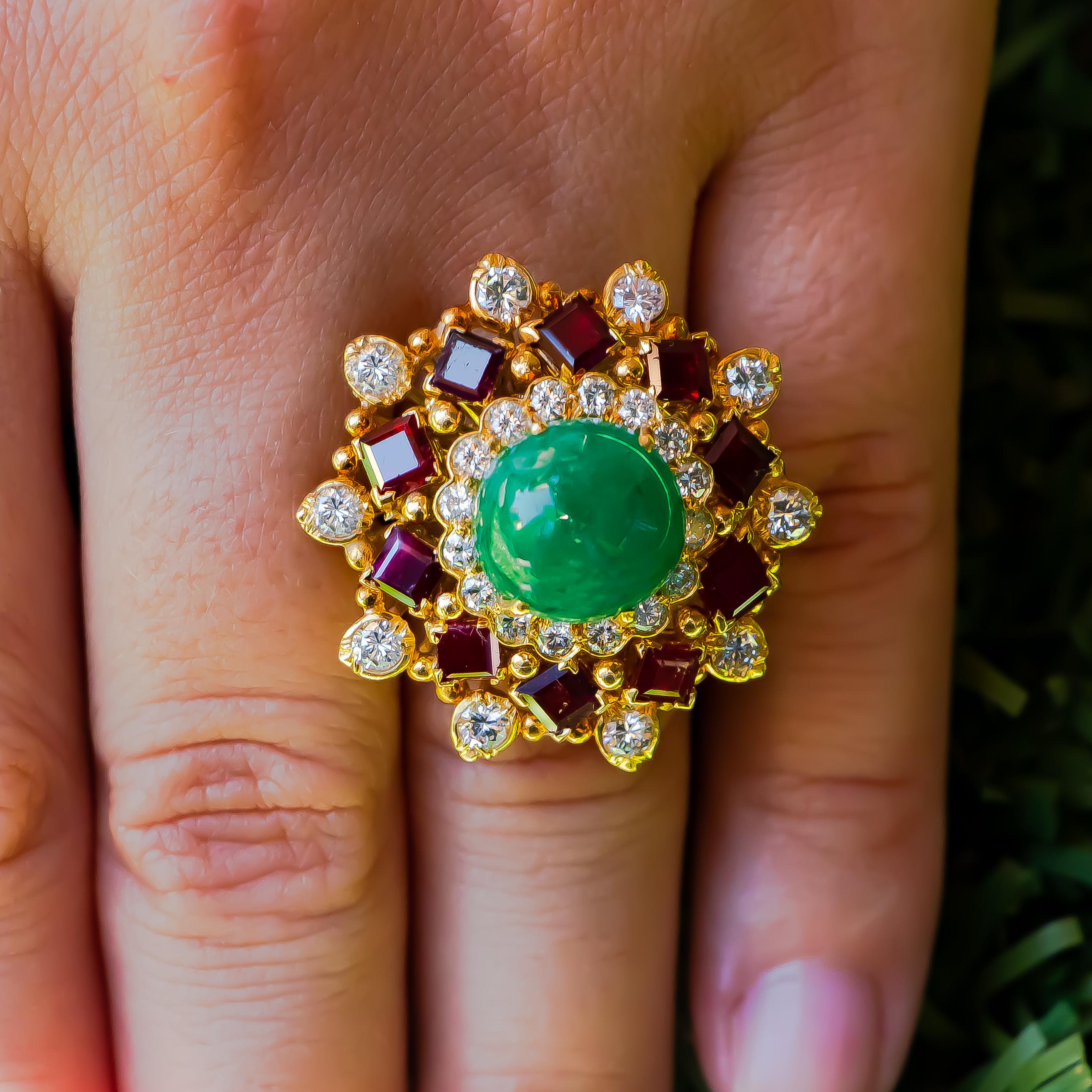 Cabochon Emerald 5 Carat Ring with Rubies 2.4 Carat and Diamonds 1.60 Carat In Excellent Condition In Carlsbad, CA