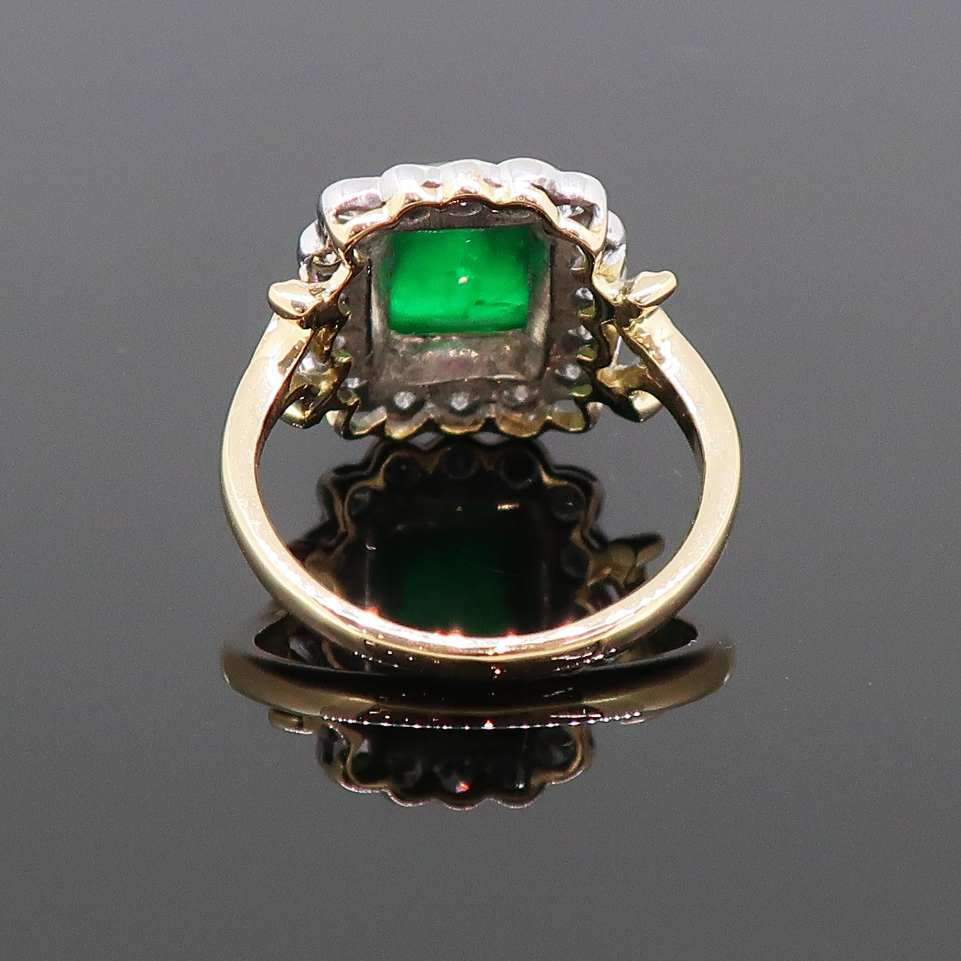 Sugarloaf Cabochon Cabochon Emerald and Diamond Cluster Ring Yellow and White Gold For Sale