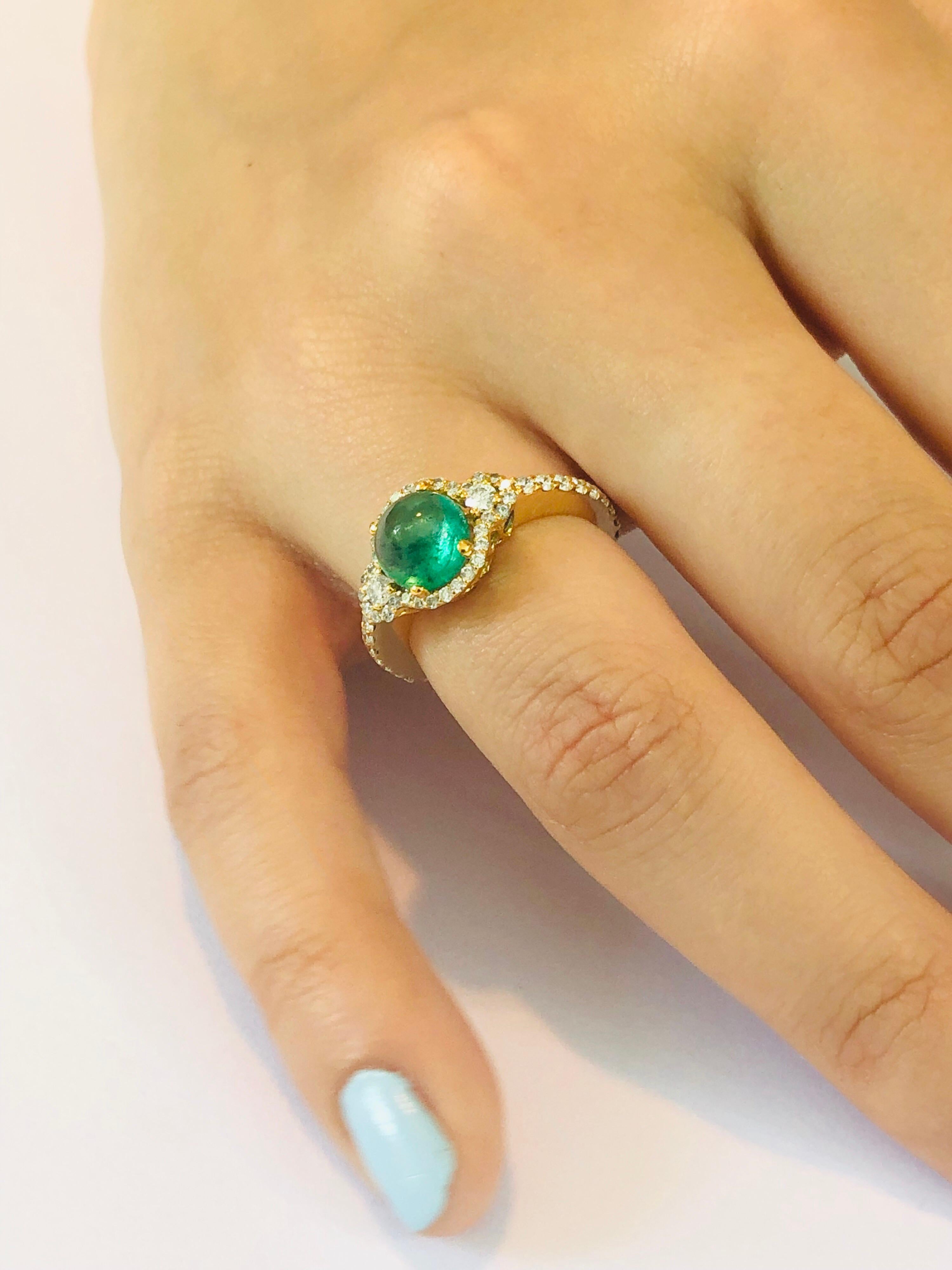 Cabochon Emerald and Diamond Cluster Yellow Gold Ring Weighing 3.60 Carat 1
