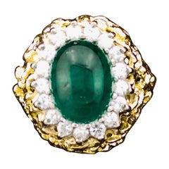 Vintage Cabochon Emerald and Diamond Ring in 18 Karat Yellow Gold, circa 1960s