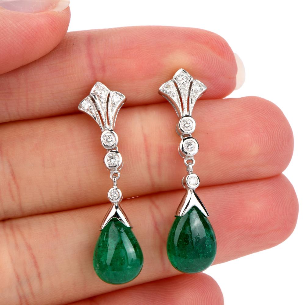 Art Deco Cabochon Emerald Diamond 18 Karat White Gold Drop Dangle Earrings