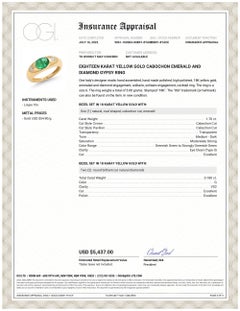 Cabochon Emerald Diamond 1.90 Carat 18 Karat Yellow Gold 3 Stone Ring Size 6