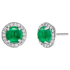 Boucles d'oreilles cabochon émeraude diamant 2,80 carats or blanc 14 carats halo de 0,45 pouce