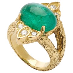 Vintage Cabochon Emerald Diamond Gold Ring