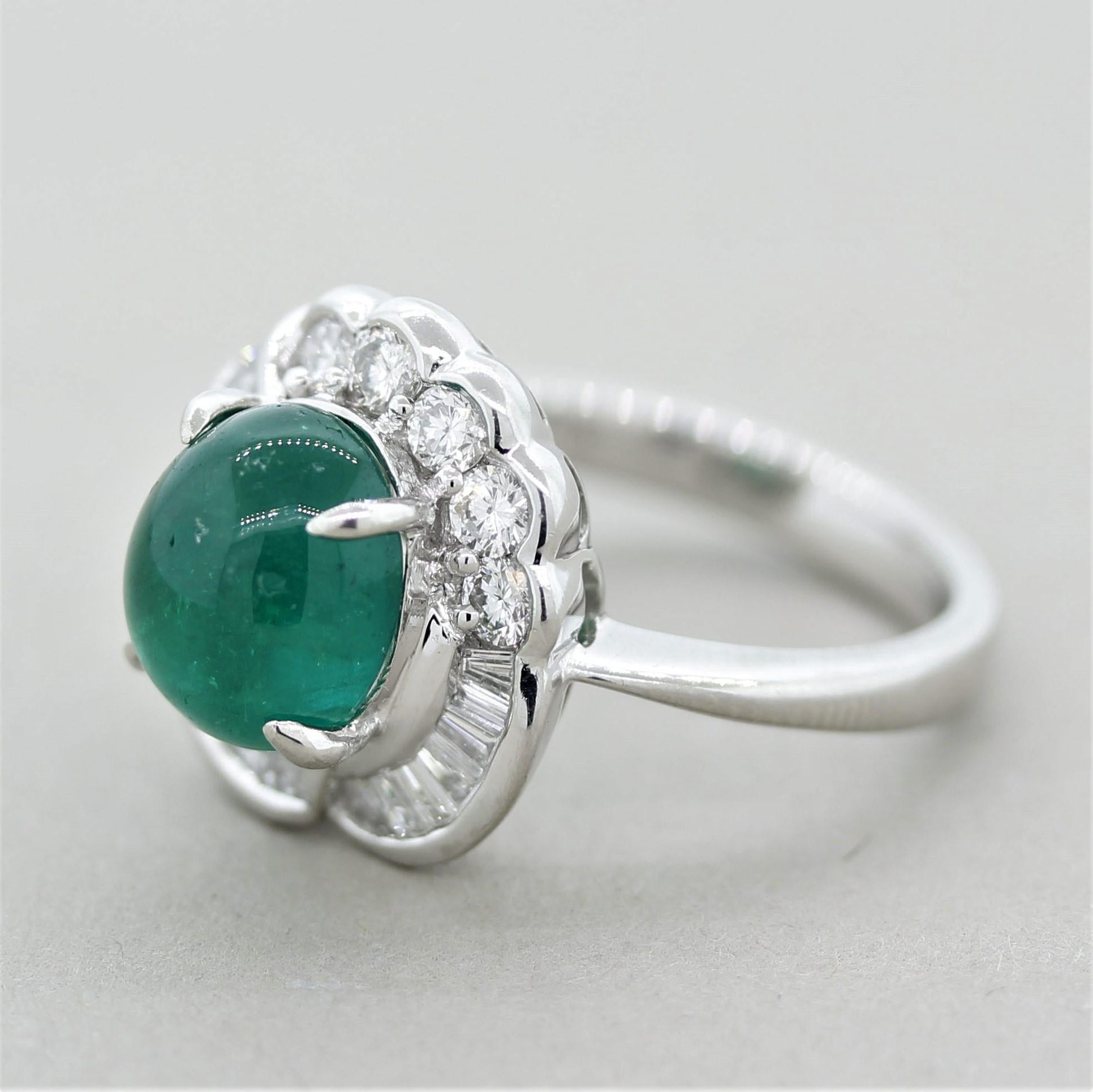Cabochon Emerald Diamond Platinum Ring In New Condition In Beverly Hills, CA