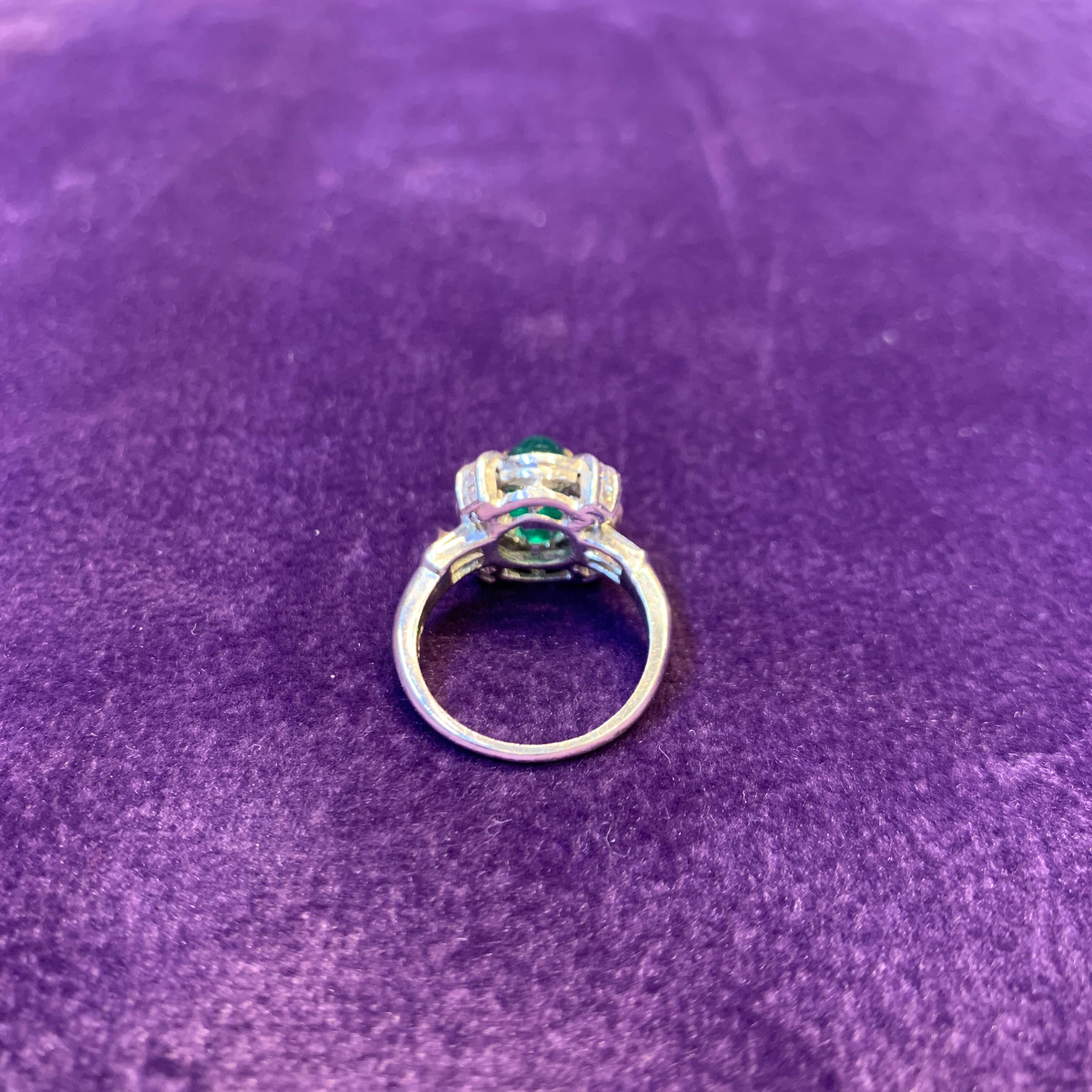 Cabochon Emerald & Diamond Ring For Sale 3