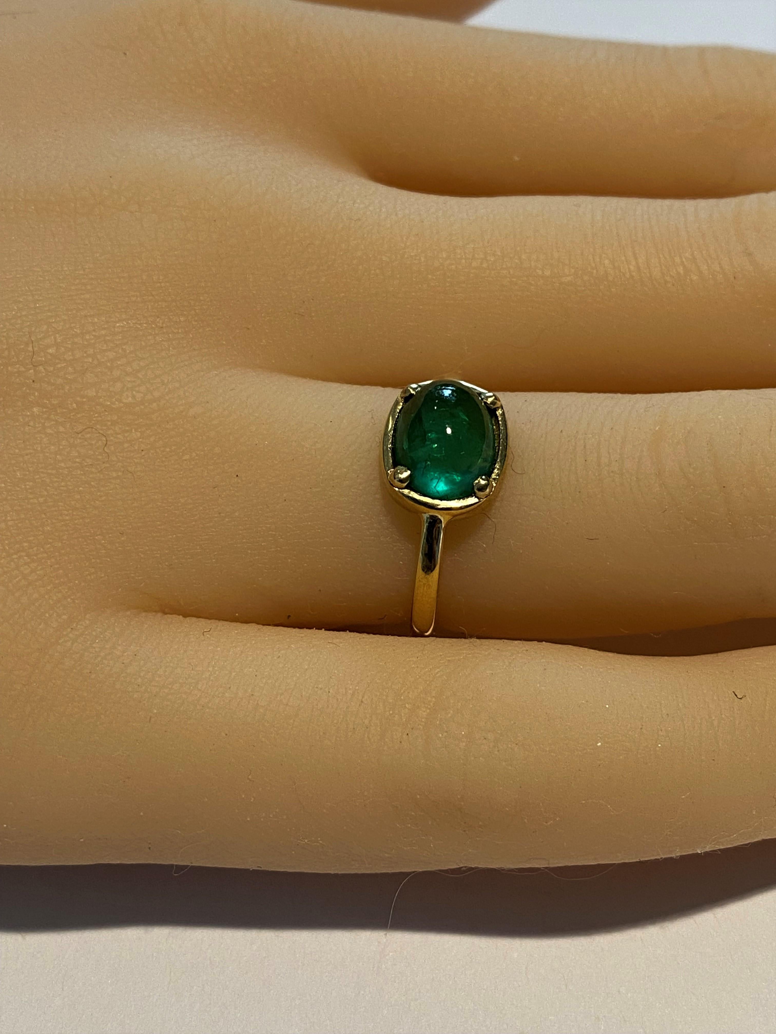 Cabochon Emerald Gold Cocktail Ring Weighing 2.25 Carat 2