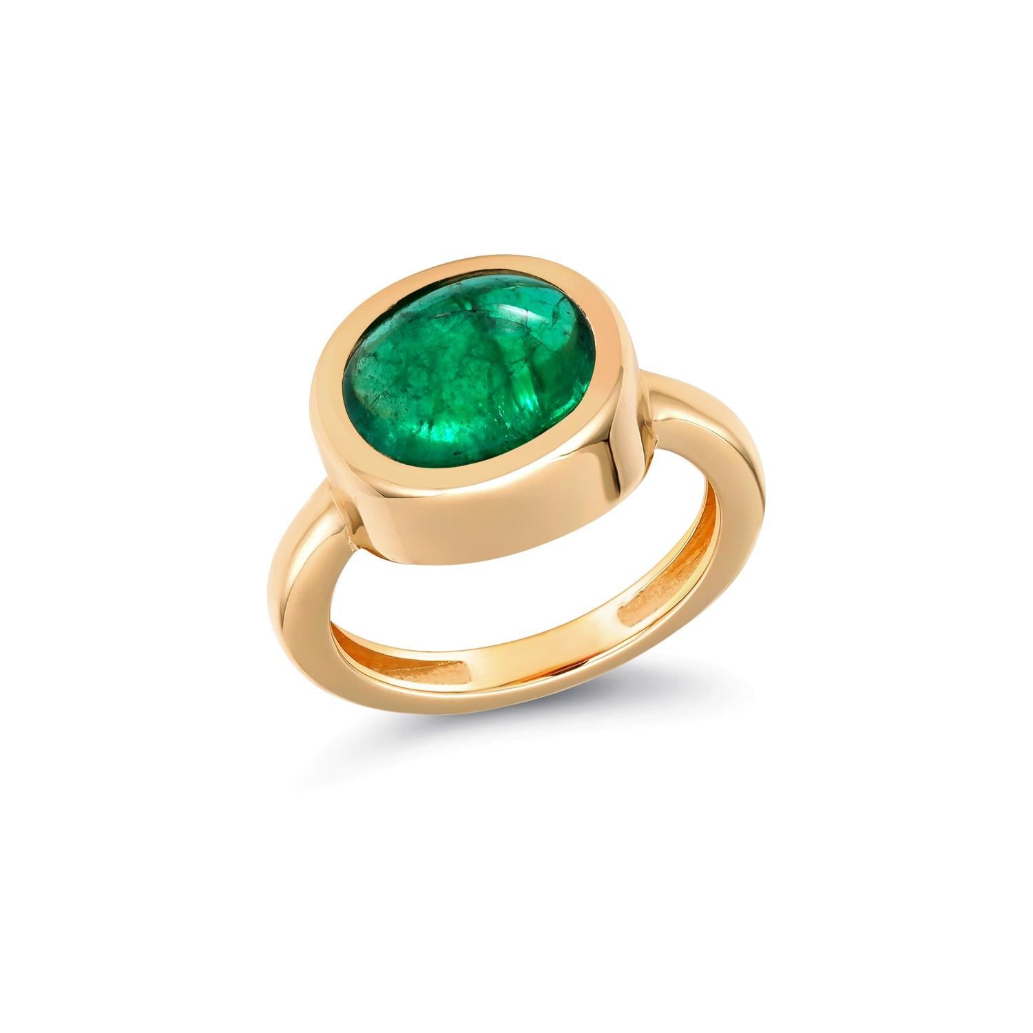 Cabochon Emerald High Dome Yellow Gold Cocktail Solitaire Ring In New Condition In New York, NY