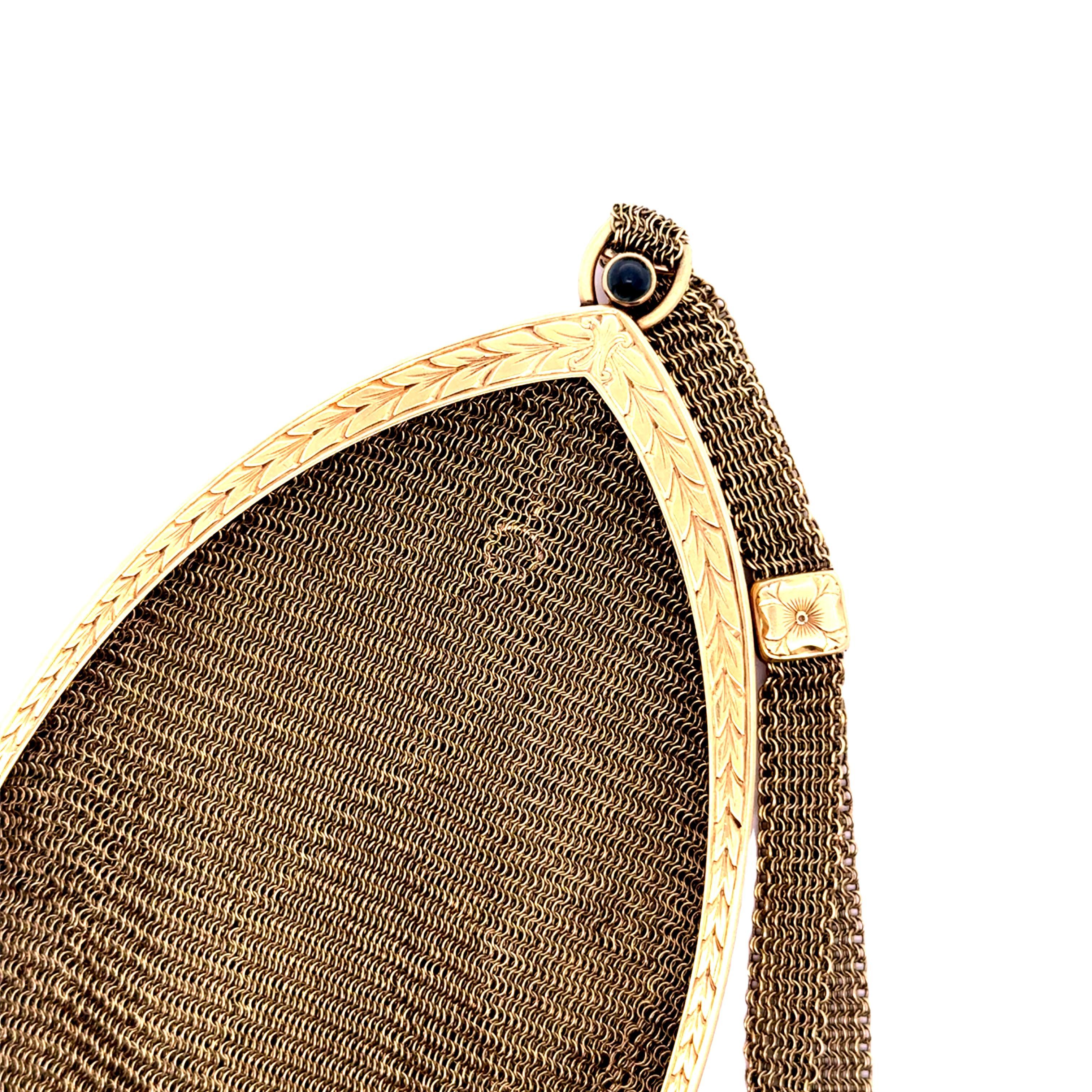 Vittoriano Smeraldo cabochon vittoriano in oro 14 carati in vendita