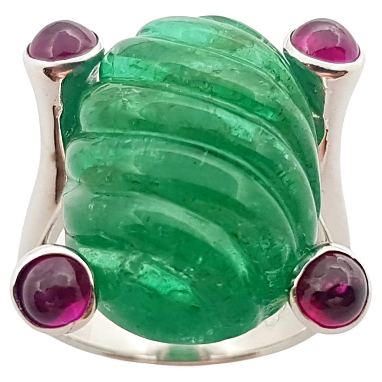 Cabochon Emerald with Cabochon Ruby Ring Set in 18 Karat White Gold Settings For Sale