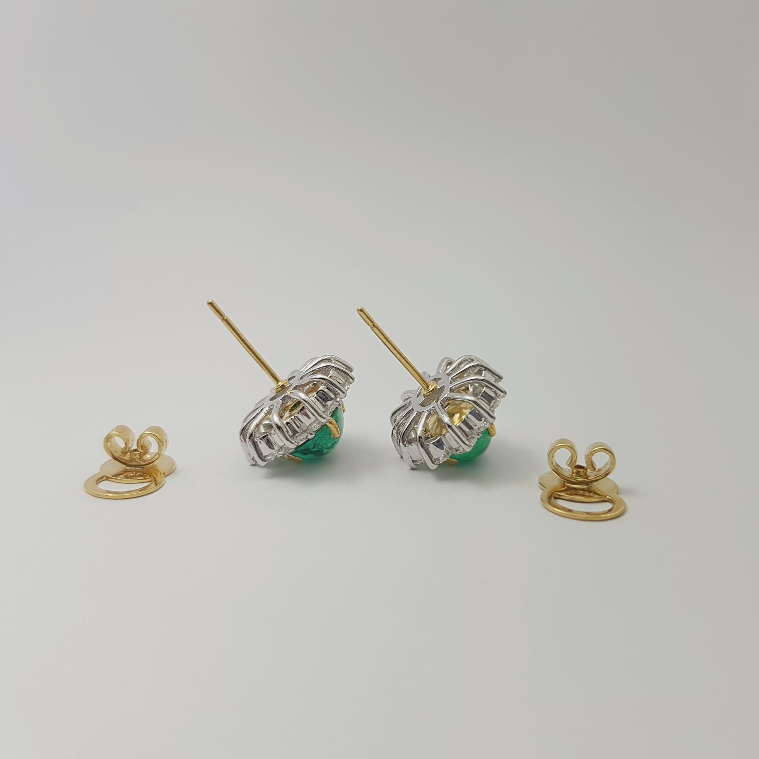 Orecchini con smeraldo cabochon e diamanti in oro giallo/bianco 18K in vendita 6