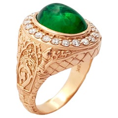 Cabochon Emerald with Diamond Ring set in 18K Rose Gold Settings