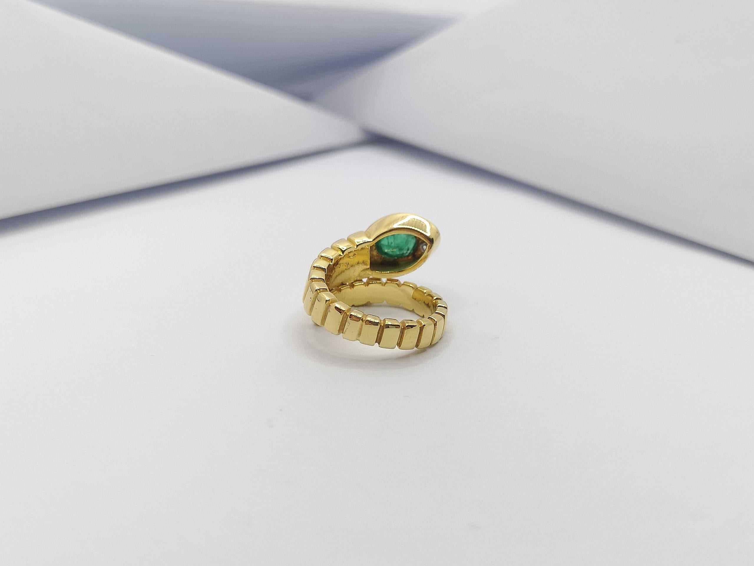 Cabochon Emerald with Diamond Serpent Ring Set in 18 Karat Gold Settings For Sale 9