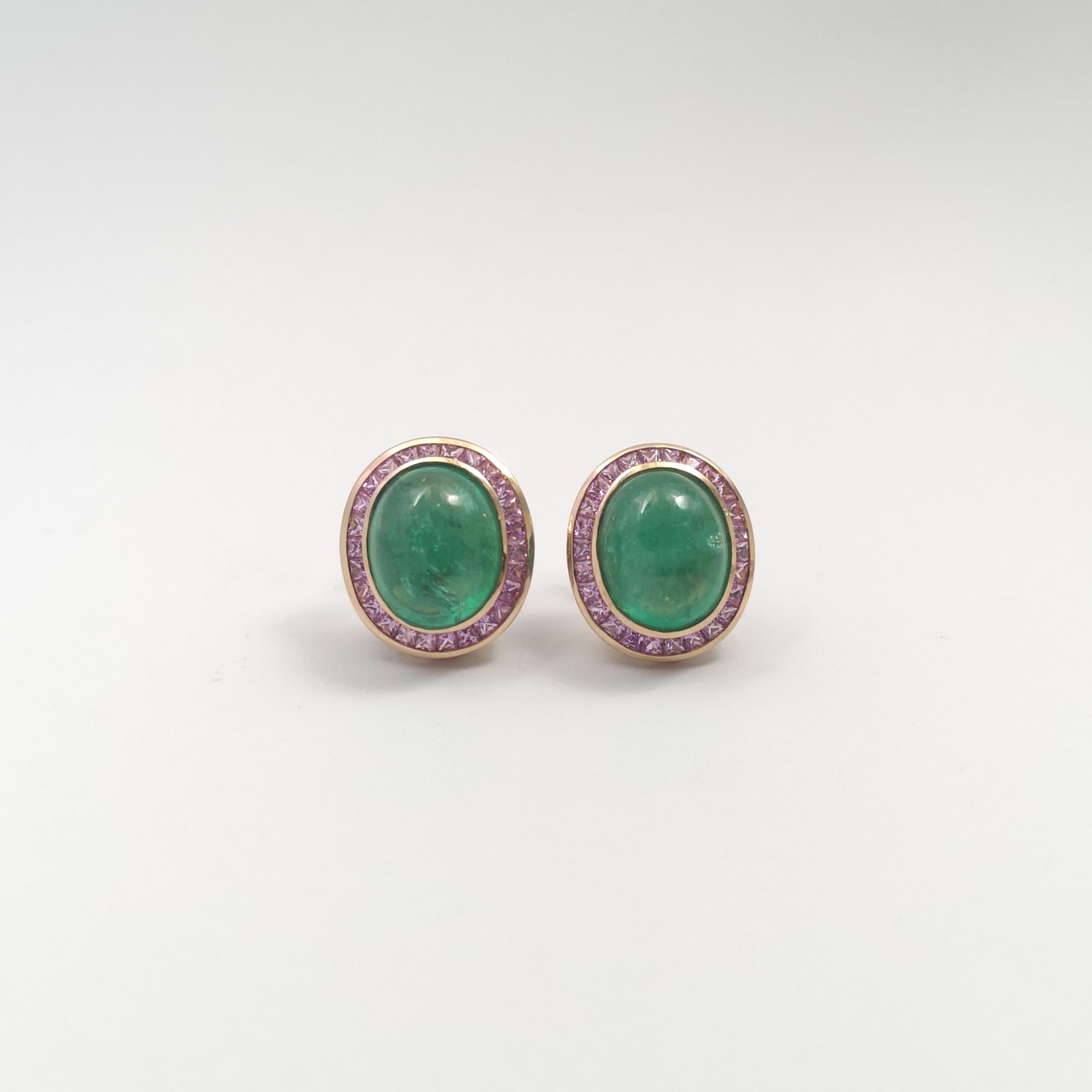 Cabochon Orecchini con smeraldo cabochon e zaffiro rosa con montatura in oro rosa 18K in vendita