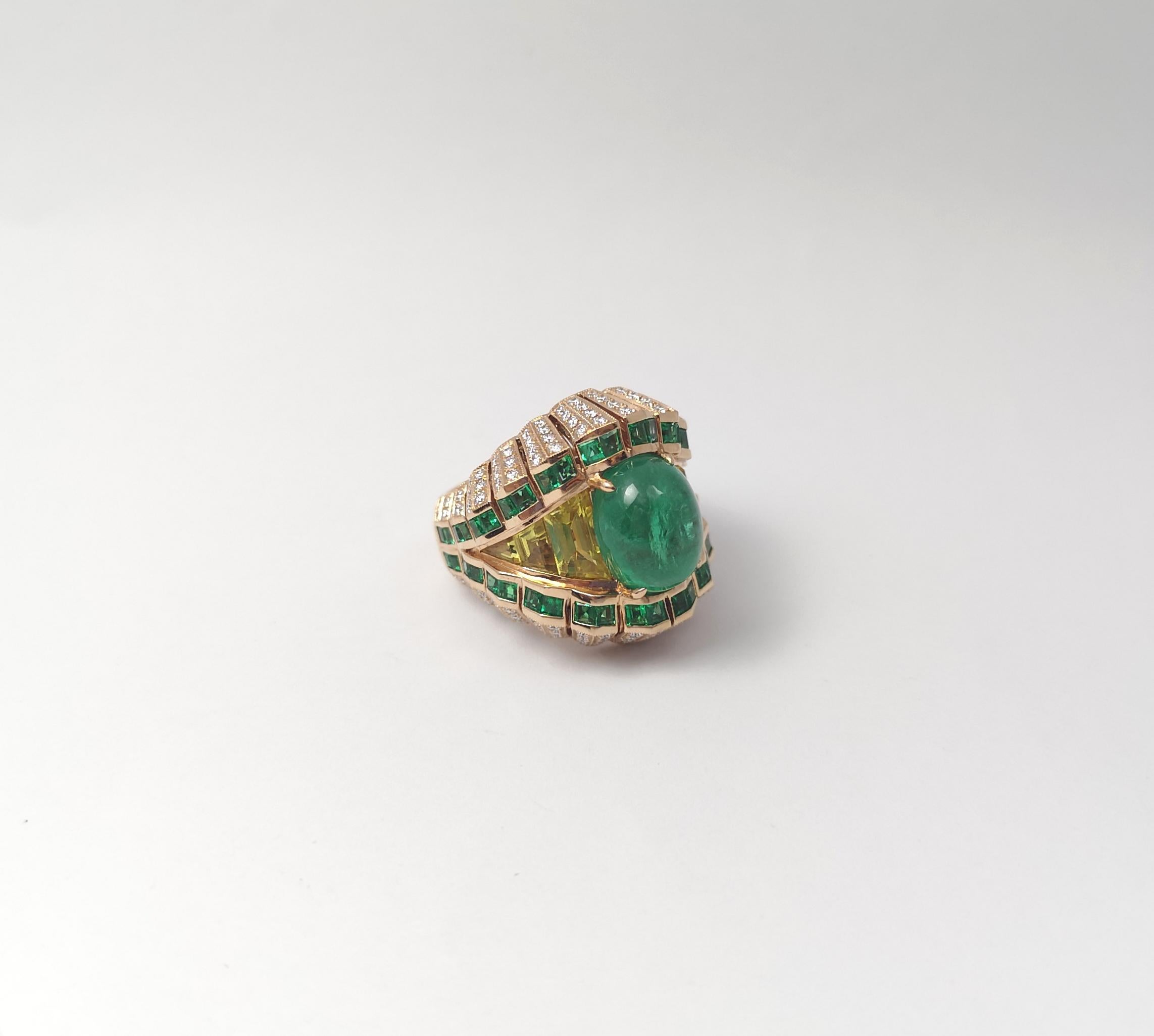 Cabochon Emerald, Yellow Sapphire and Diamond Ring set in 18K Rose Gold Settings im Angebot 6