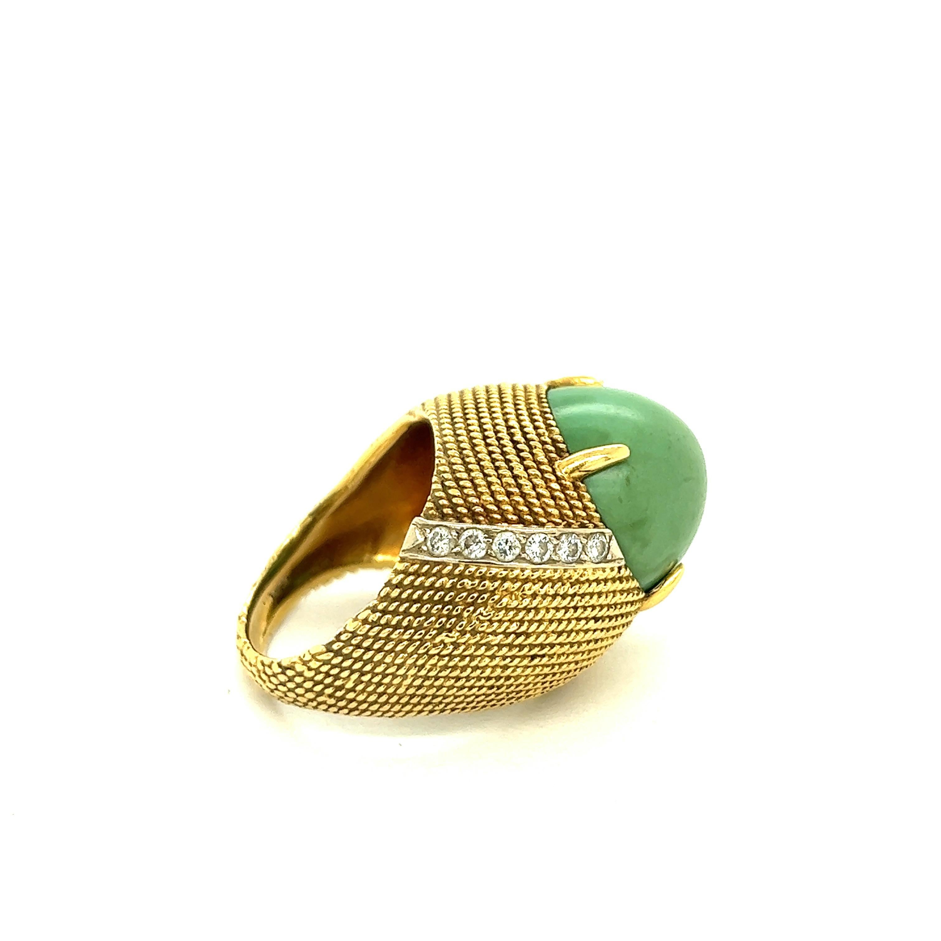 Women's Cabochon Green Turquoise 18k Yellow Gold Cocktail Ring For Sale