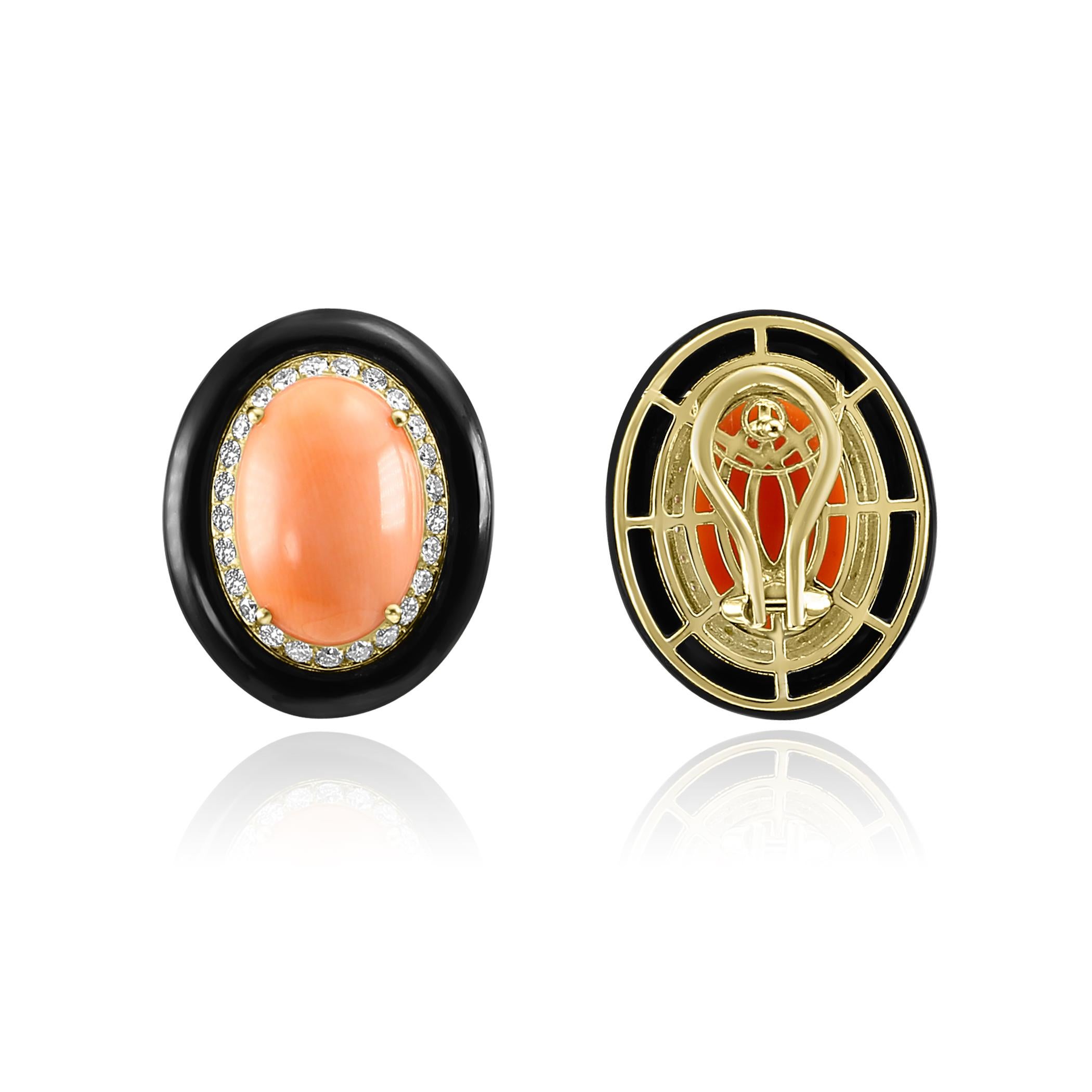 Taille cabochon Boucles d'oreilles fantaisie en or jaune 18K avec corail italien cabochon, onyx noir et diamant en vente