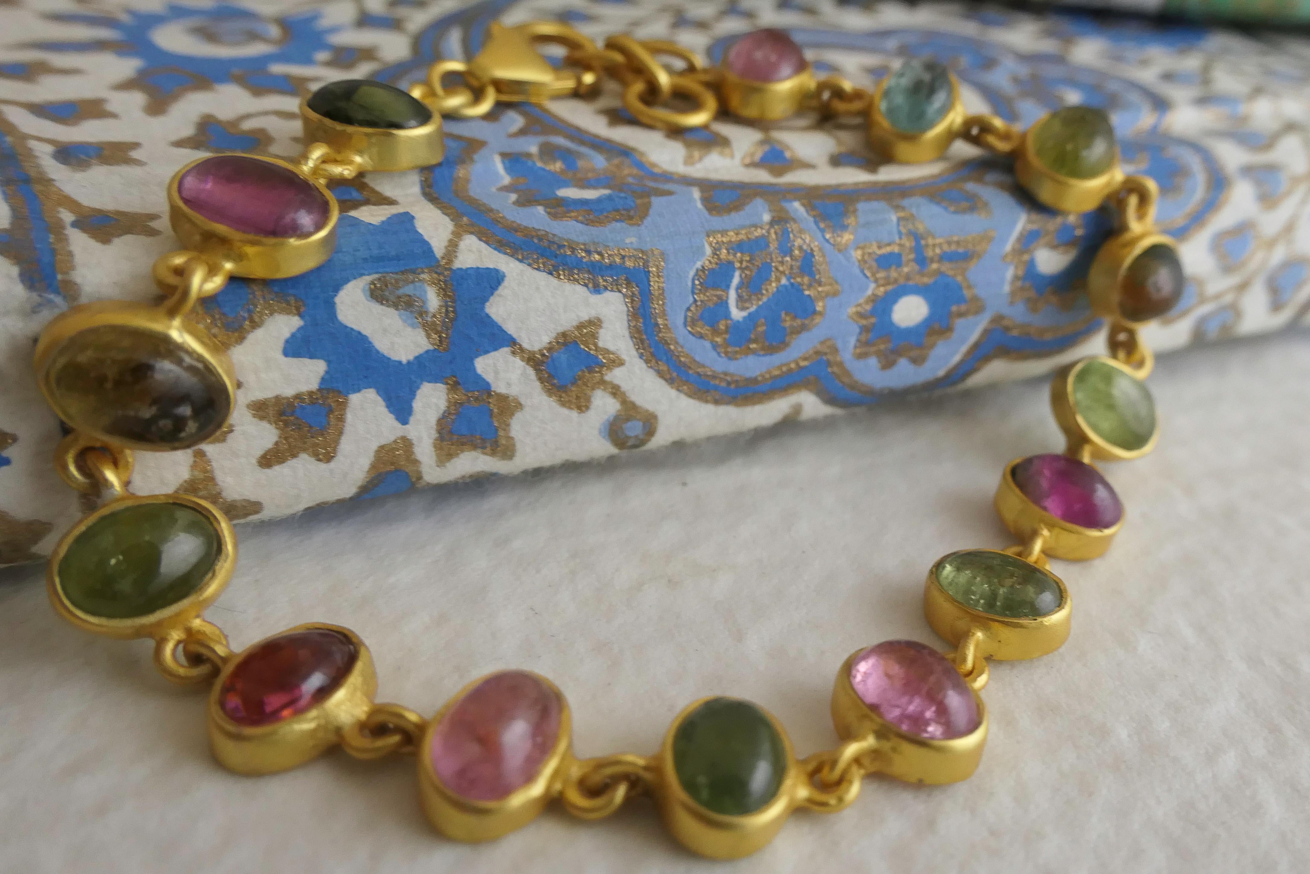 Pulsera Cabujón Turmalina Multicolor Plata de Ley Chapada en Oro en venta 6