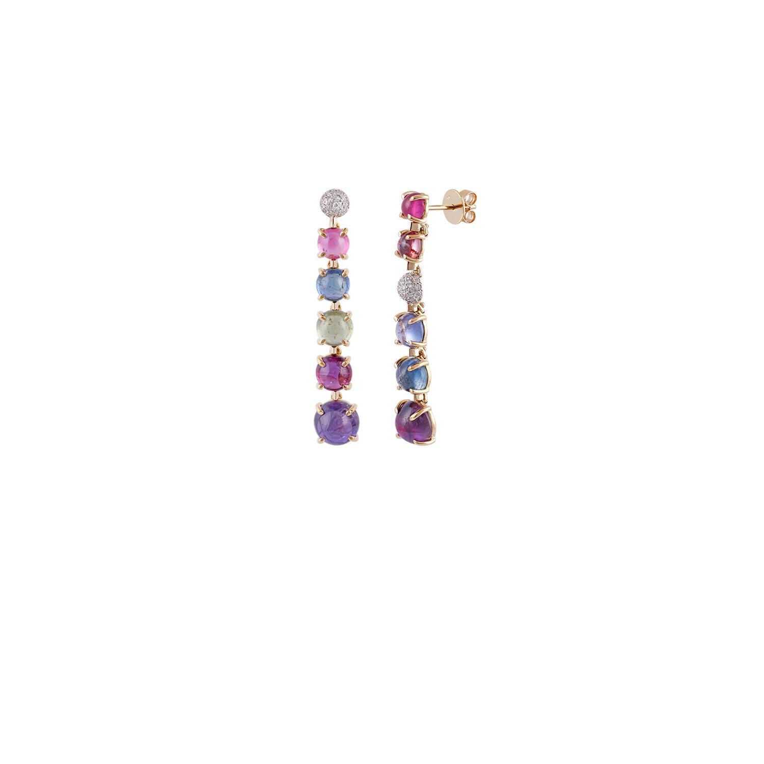 Cabochon-Ohrring mit mehreren Saphiren und Diamanten aus 18 Karat Gelbgold (Zeitgenössisch) im Angebot