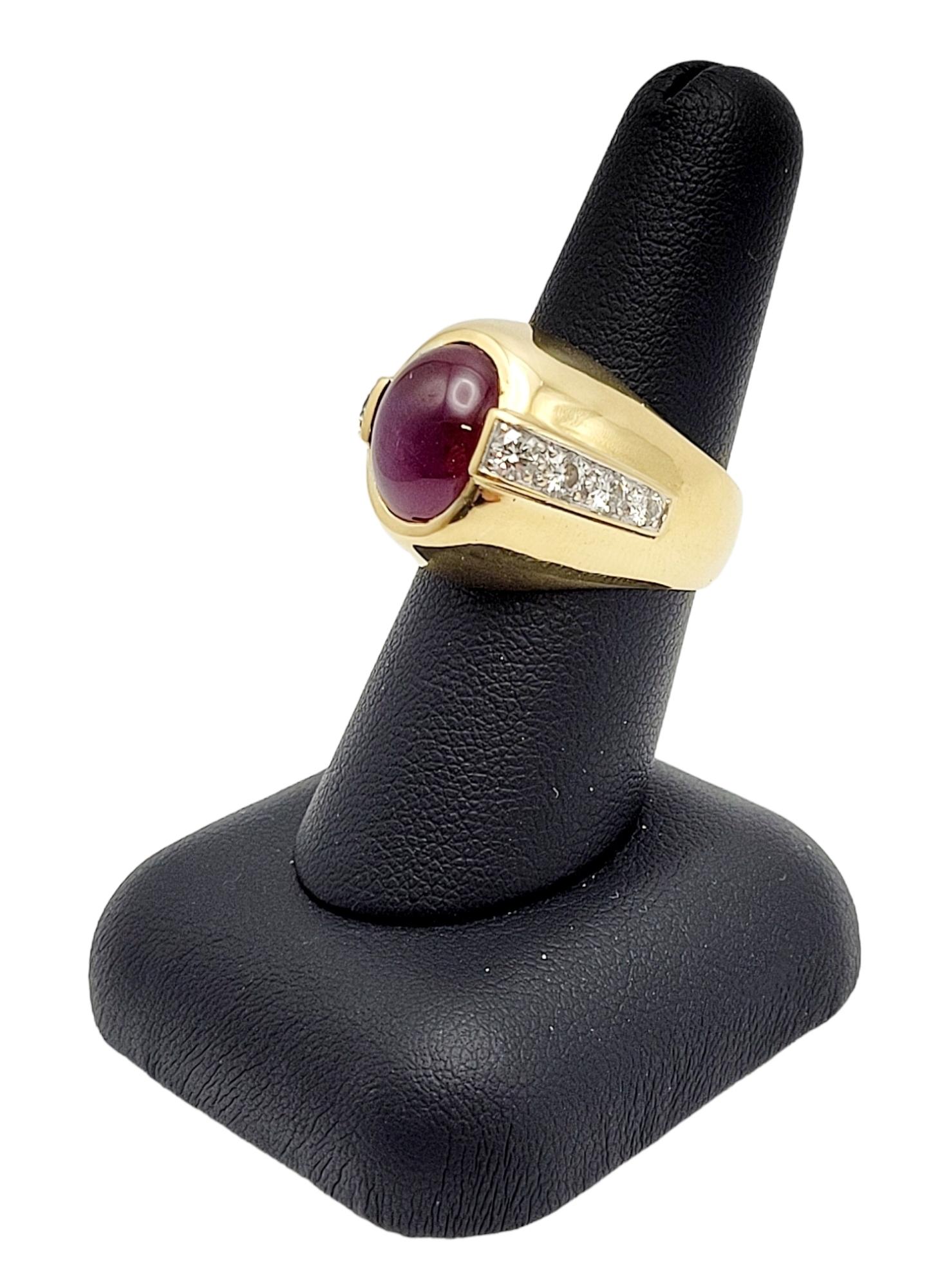 Cabochon Natural Ruby &  Diamonds Dome Ring in 18 Karat Yellow Gold For Sale 7