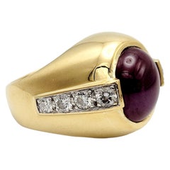8.87 Carat Cabochon Ruby Domed Cocktail Ring with Diamonds 18 Karat Yellow Gold