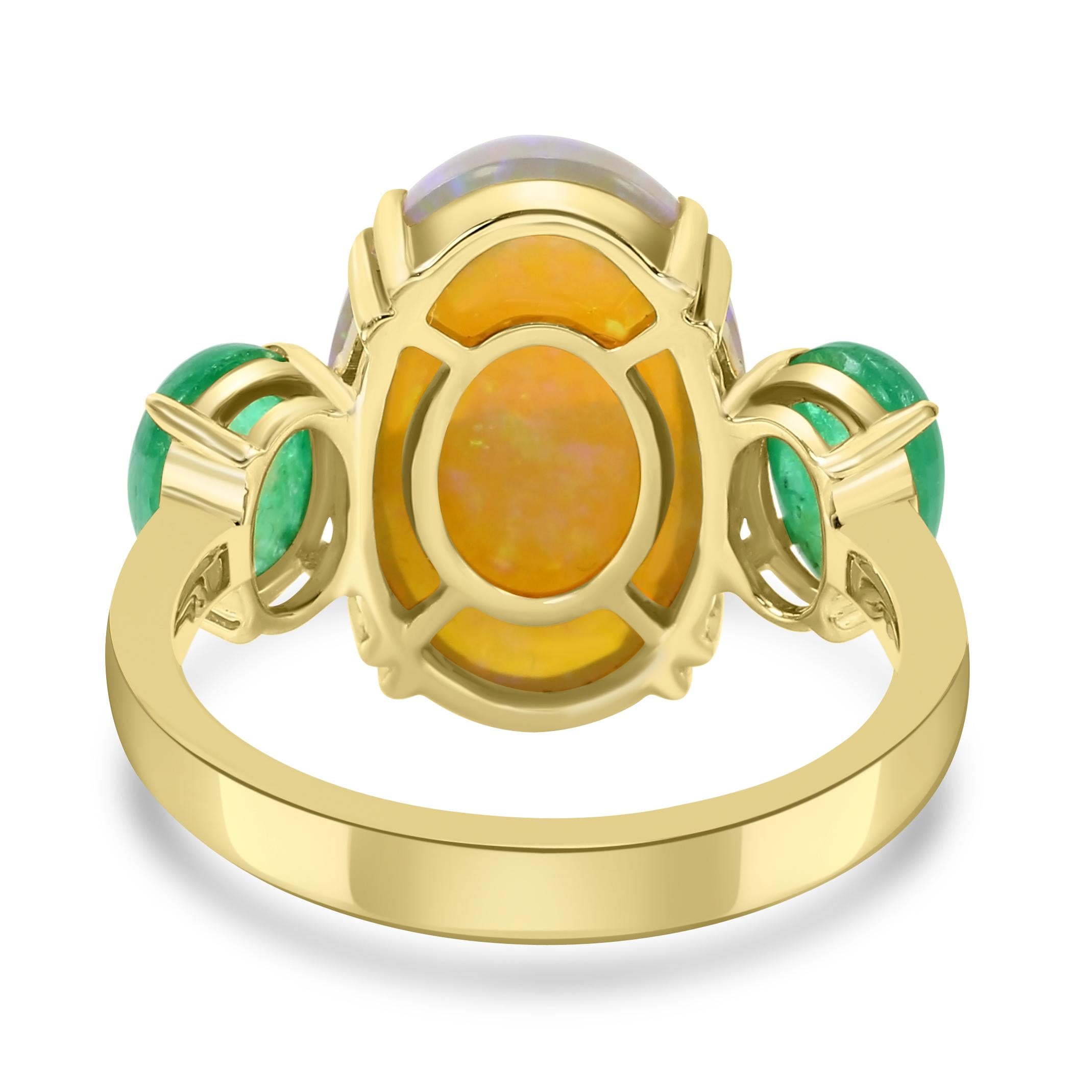 Cabochon Oval Opal & Emerald 18 Karat Yellow Gold Three-Stone Fashion Ring For Sale 2