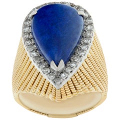 Vintage Cabochon Pear Shape Cut Lapis Lazuly Set in 14K Textured Yellow Gold Ring