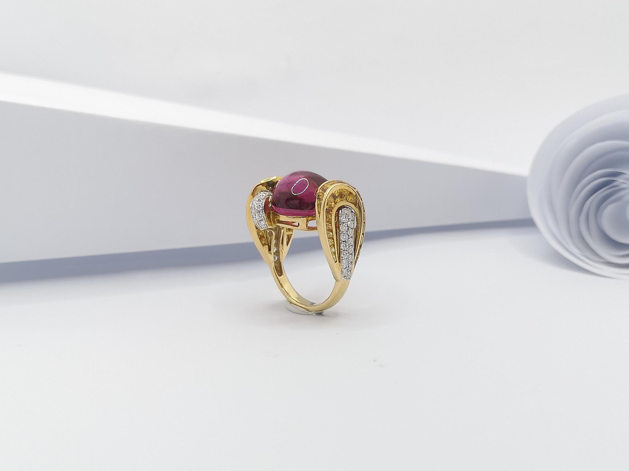 Cabochon Pink Tourmaline with Diamond and Yellow Sapphire Ring in 18 Karat Gold For Sale 7
