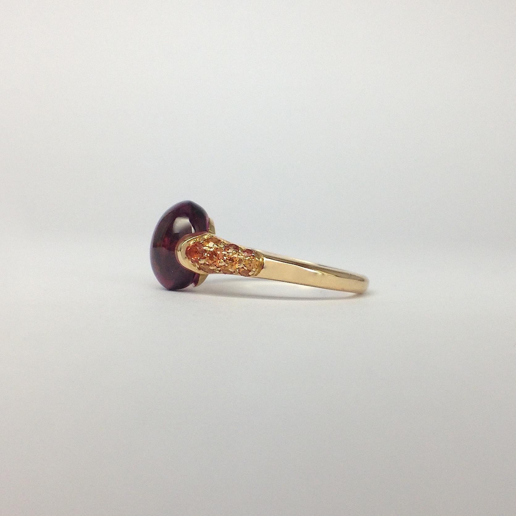Cabochon Rhodolite Gemstone Orange Sapphire Red 18 Kt Gold Ring Made in Italy For Sale 2