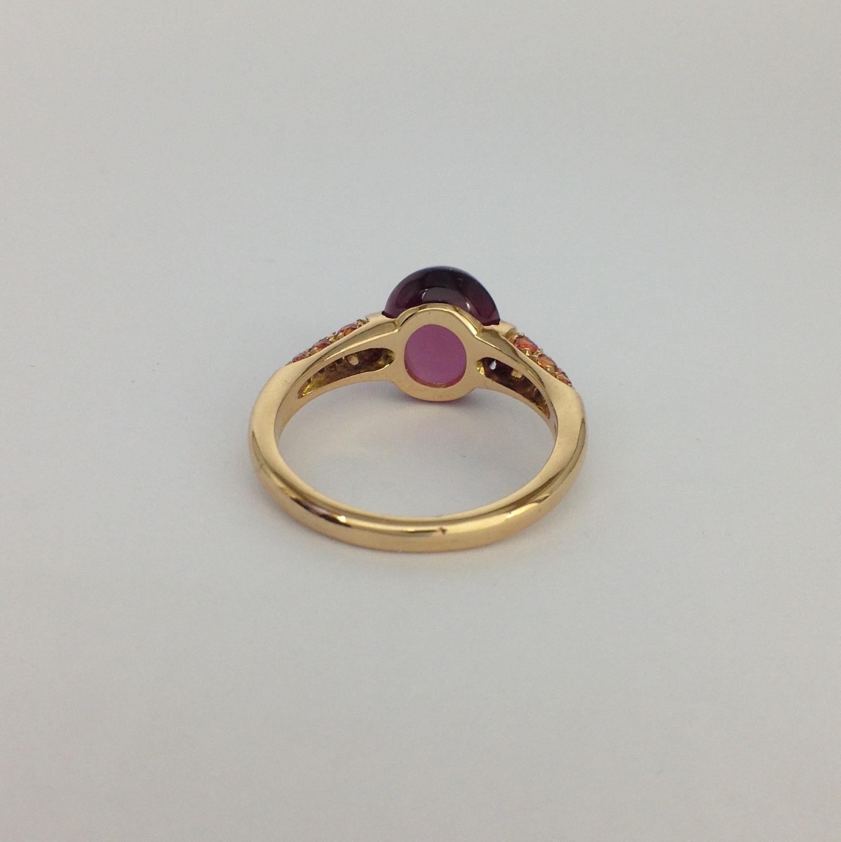 Cabochon Rhodolite Gemstone Orange Sapphire Red 18 Kt Gold Ring Made in Italy For Sale 1
