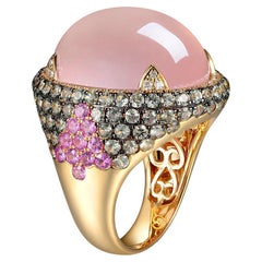 Cabochon Rose Quartz Sapphire Cocktail Ring in 18 Karat Yellow Gold