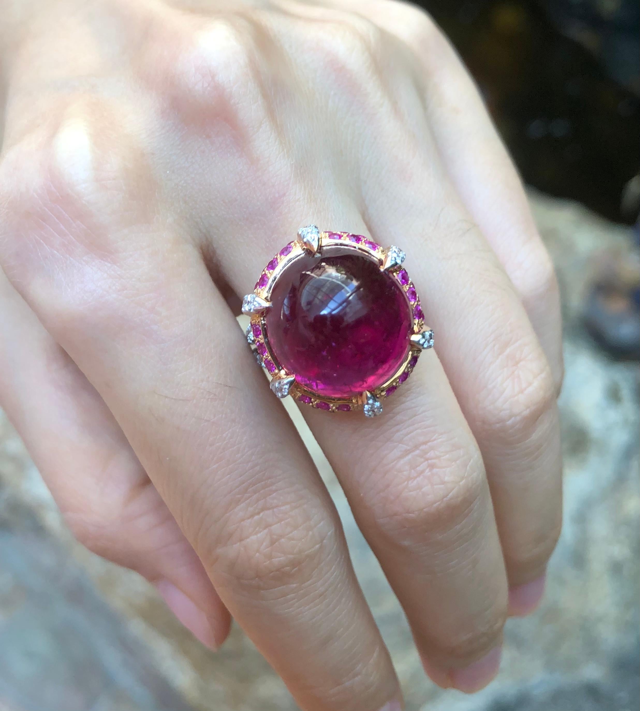 Cabochon Rubellite with Pink Sapphire and Diamond Ring in 18 Karat Rose Gold In New Condition For Sale In Bangkok, TH