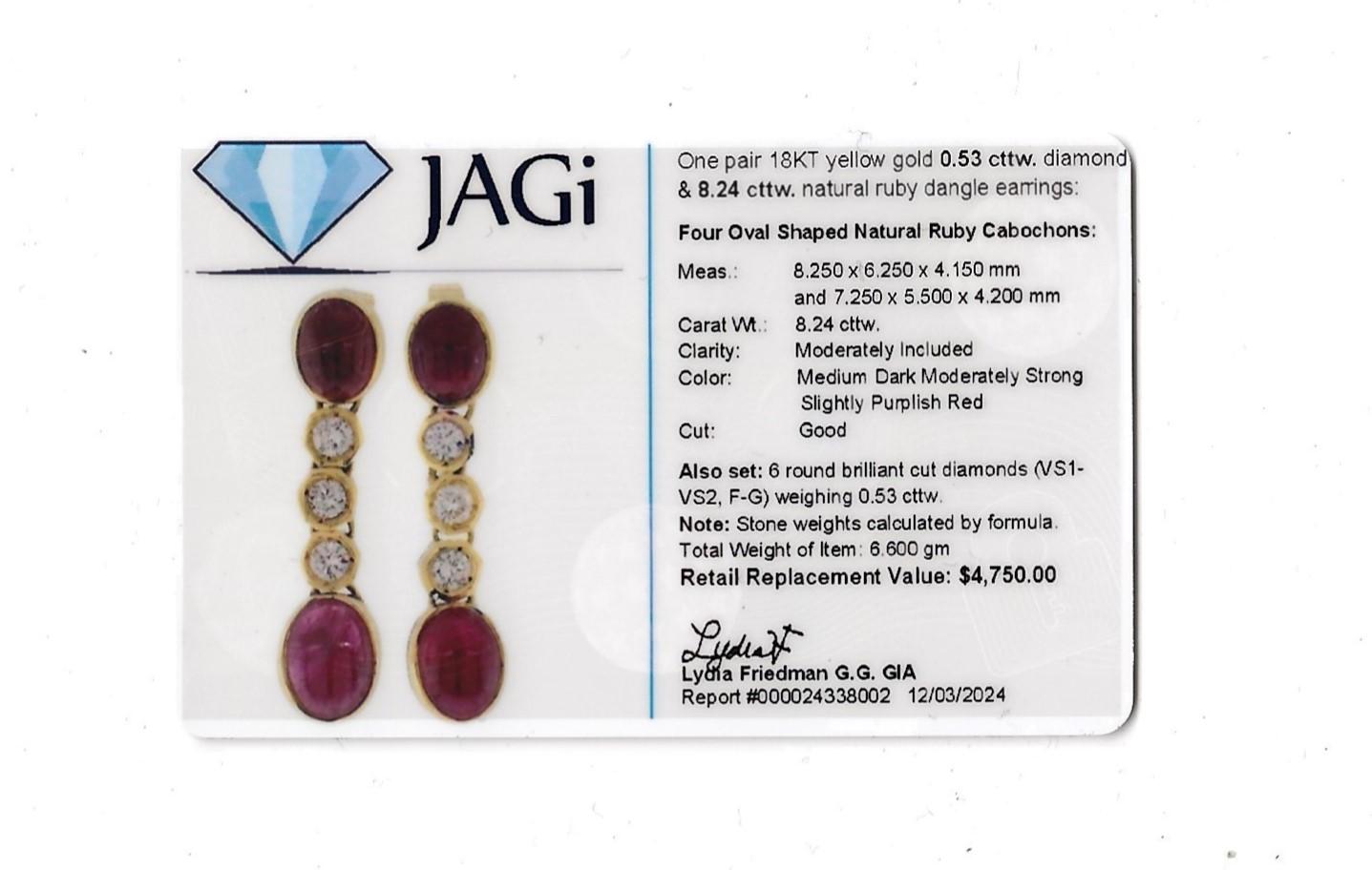 Orecchini pendenti con rubino cabochon e diamanti incastonati in oro giallo 18 carati in vendita 3
