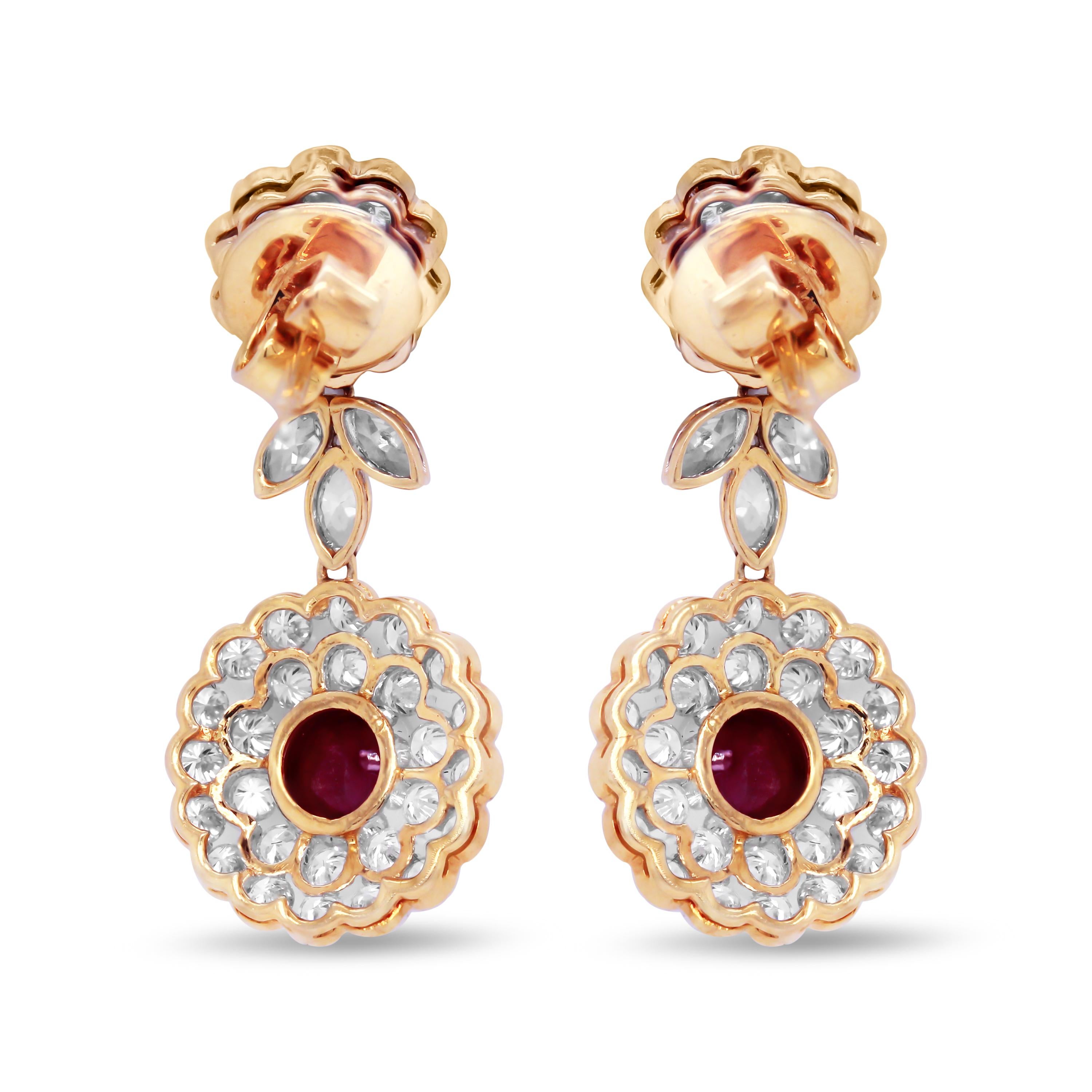18K White and Yellow Two-Tone Gold and Diamond Earrings with Cabochon Rubies

These one-of-a-kind earrings are a staple of true excellence with truly high-quality rubies set in 18k gold and surrounded by diamonds all throughout.

6.10 carat Ruby