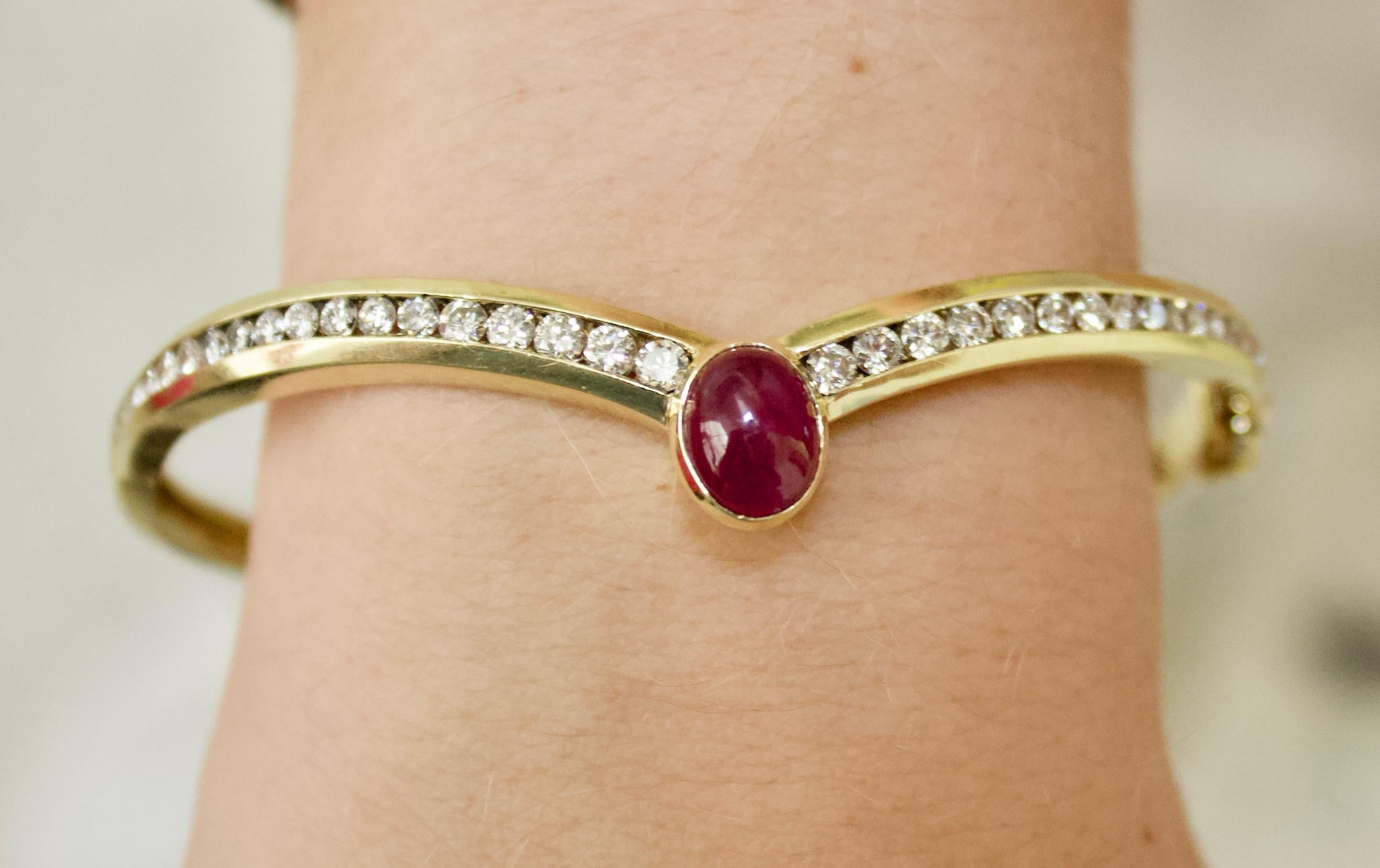 Cabochon Ruby and Diamond Bangle Bracelet Large Size Ruby 2.50 Carat 1