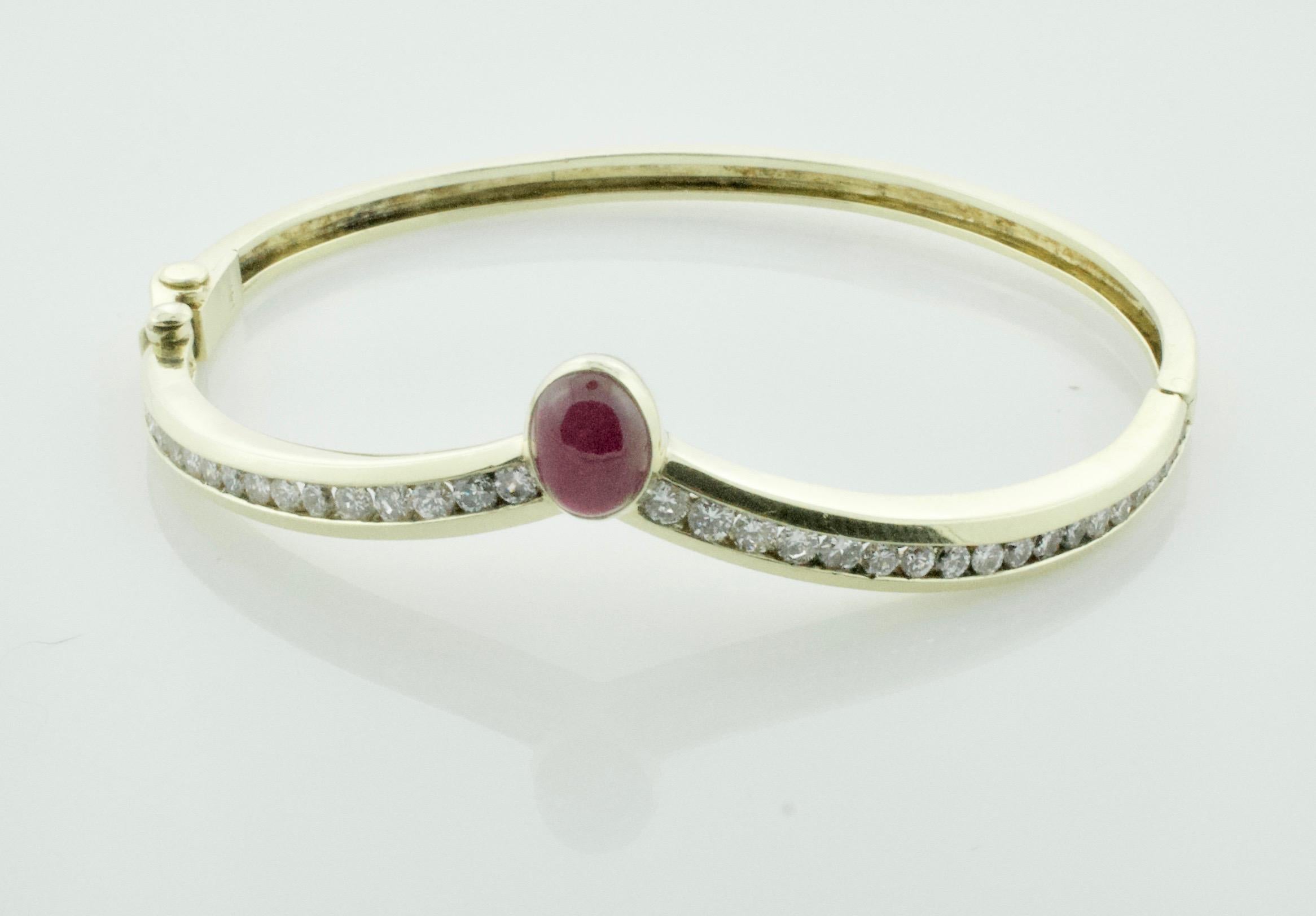 Cabochon Ruby and Diamond Bangle Bracelet Large Size Ruby 2.50 Carat 2