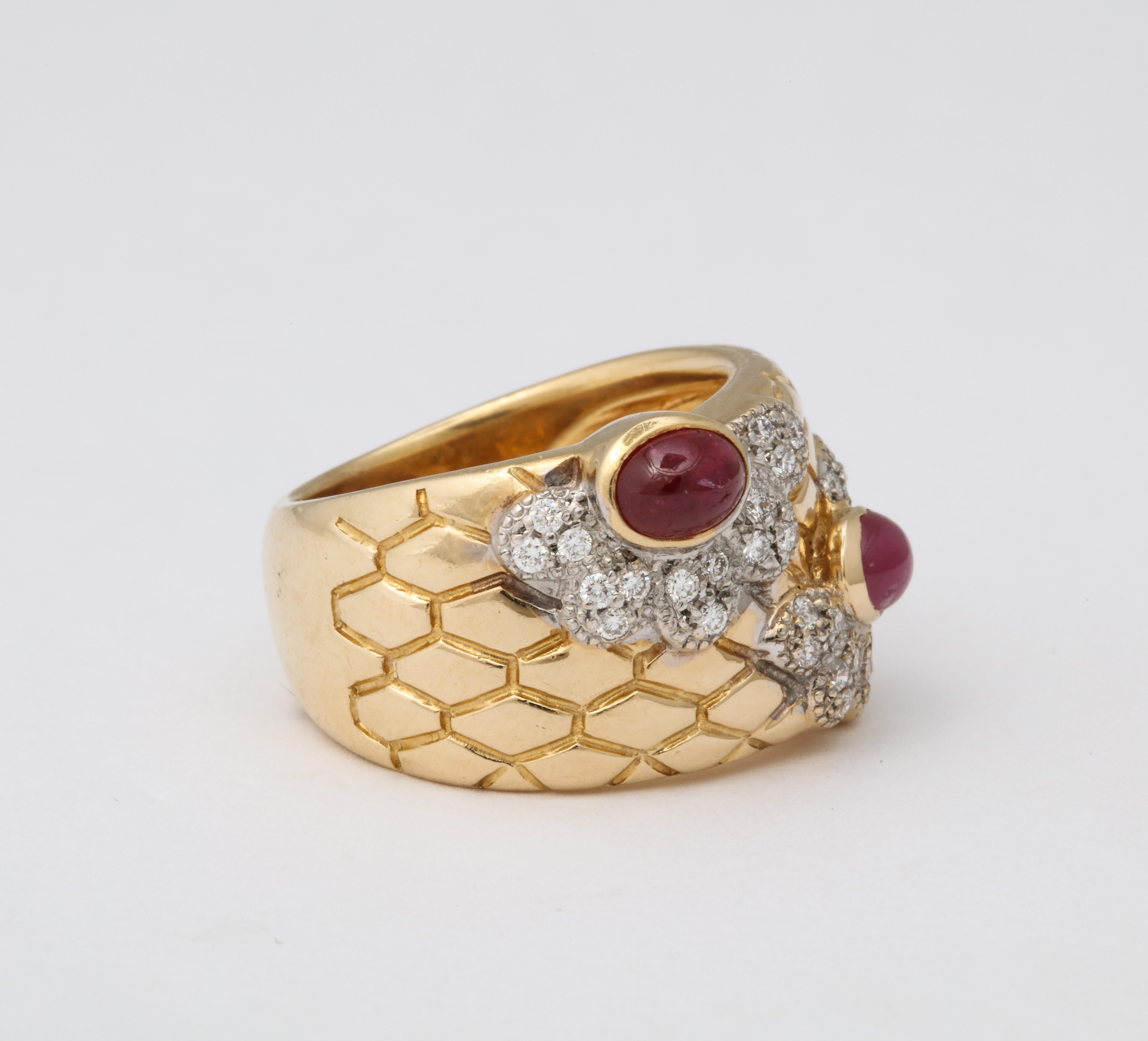 Cabochon Ruby and Diamond Yellow Gold Band In New Condition For Sale In New York, NY