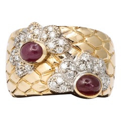 Cabochon Ruby and Diamond Yellow Gold Band